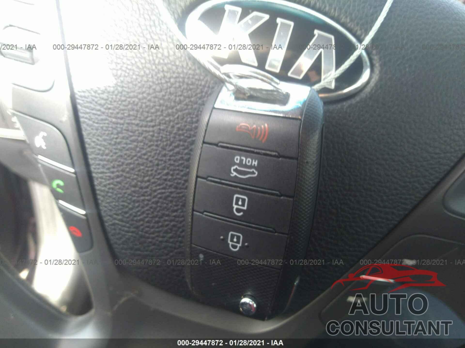 KIA FORTE 2018 - 3KPFK4A72JE220658