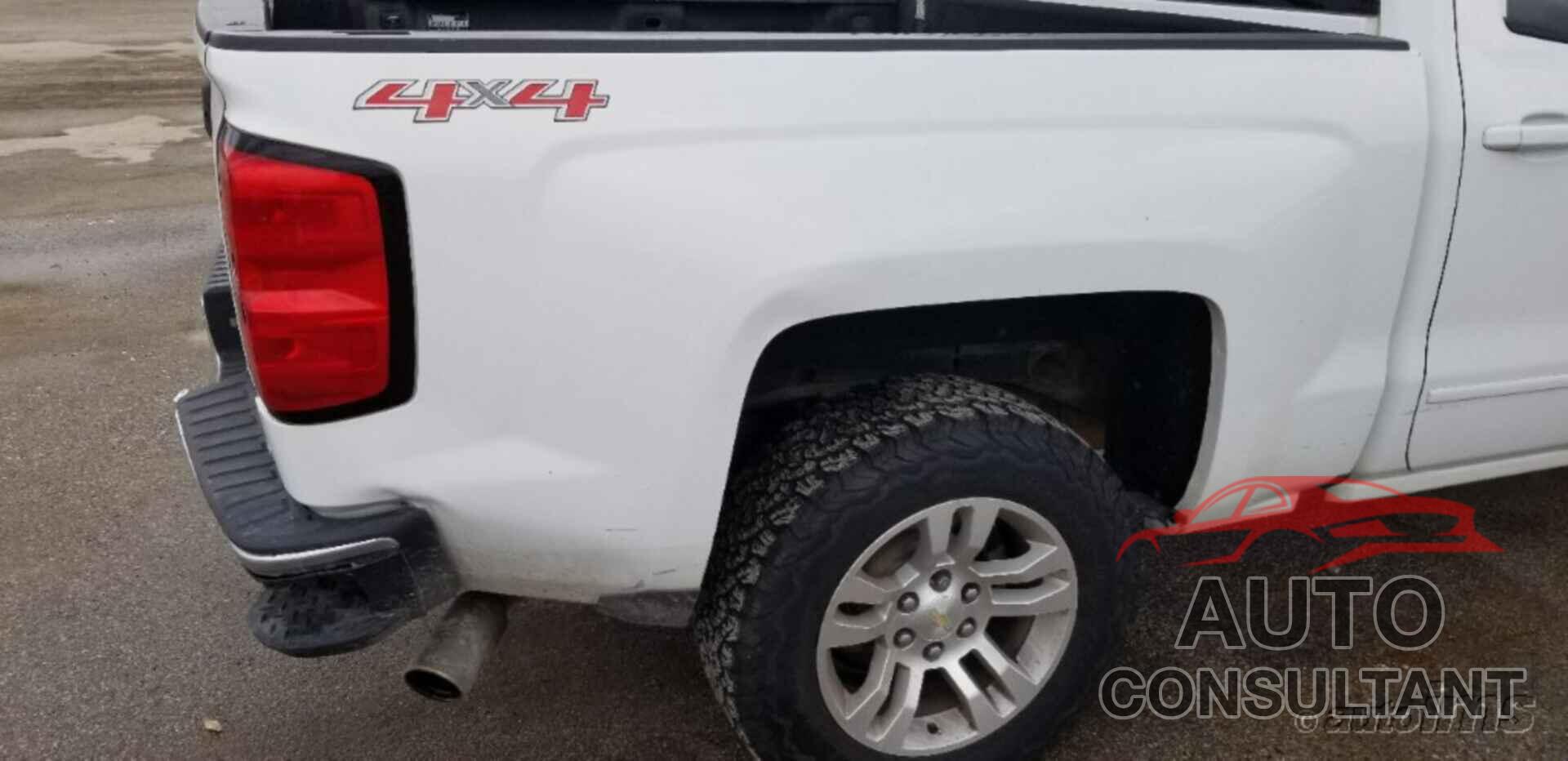 CHEVROLET SILVERADO 1500 2017 - 3GCUKREC4HG390109