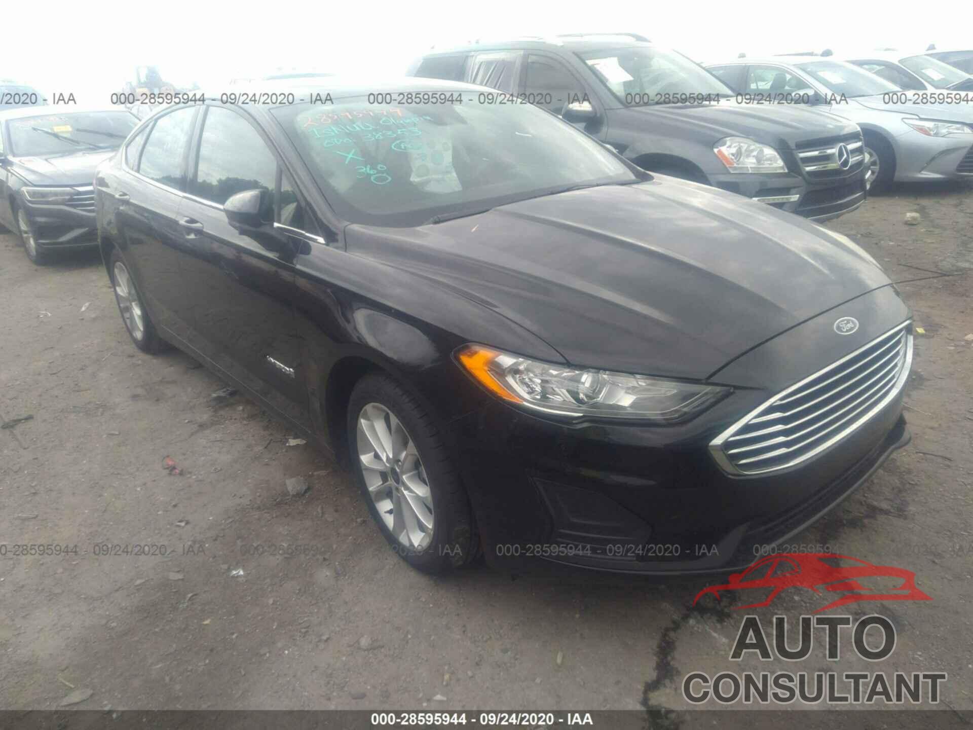 FORD FUSION HYBRID 2019 - 3FA6P0LU5KR204354