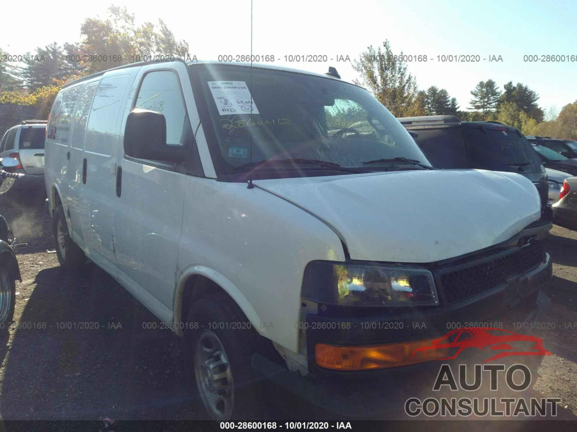 CHEVROLET EXPRESS CARGO VAN 2018 - 1GCWGAFG8J1164656