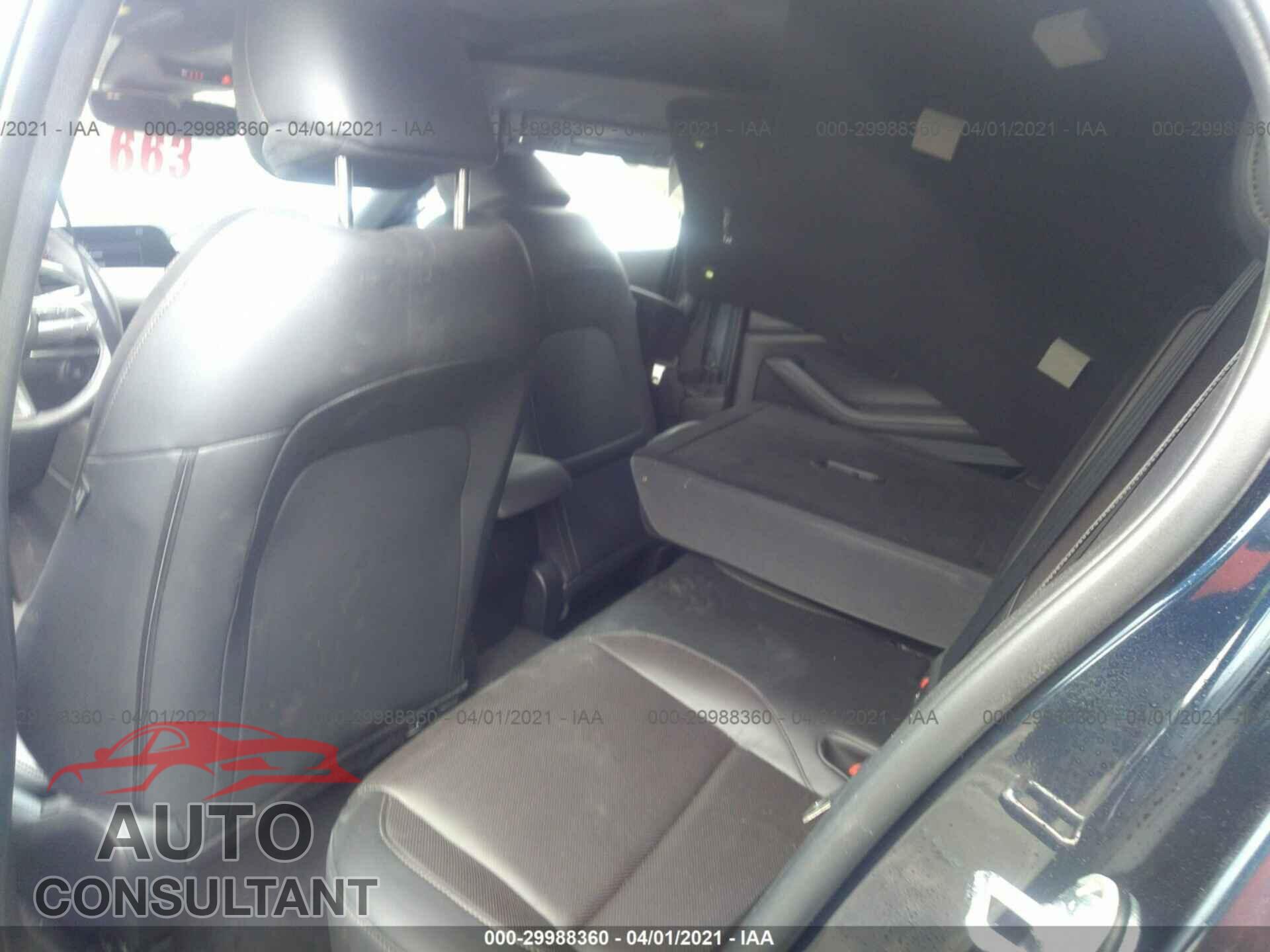 MAZDA MAZDA3 HATCHBACK 2019 - JM1BPANMXK1140866
