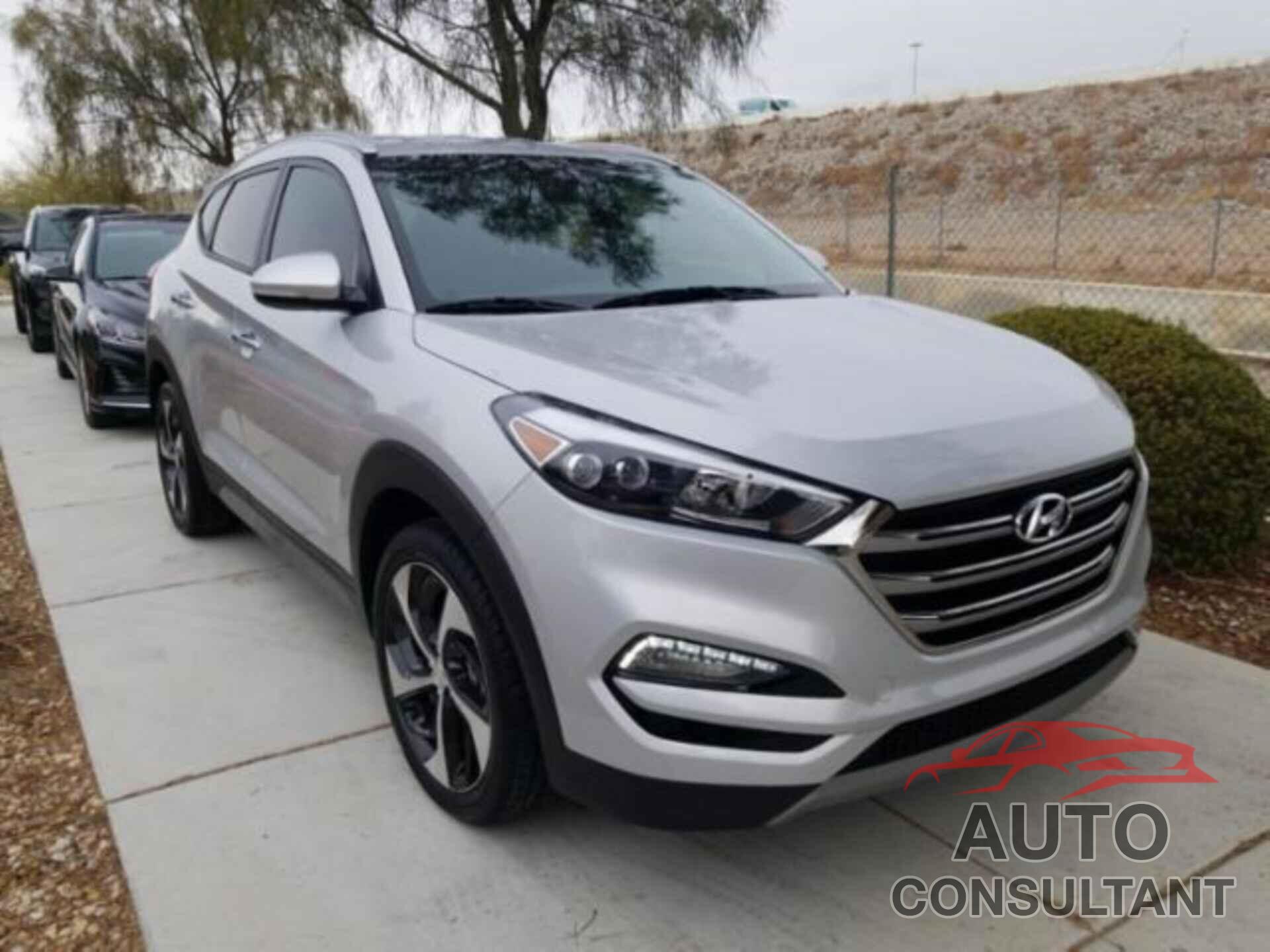 HYUNDAI TUCSON 2018 - KM8J33A26JU816794