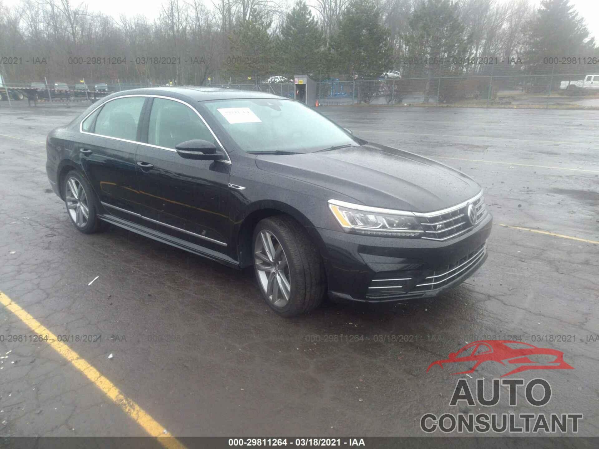 VOLKSWAGEN PASSAT 2019 - 1VWMA7A37KC003055