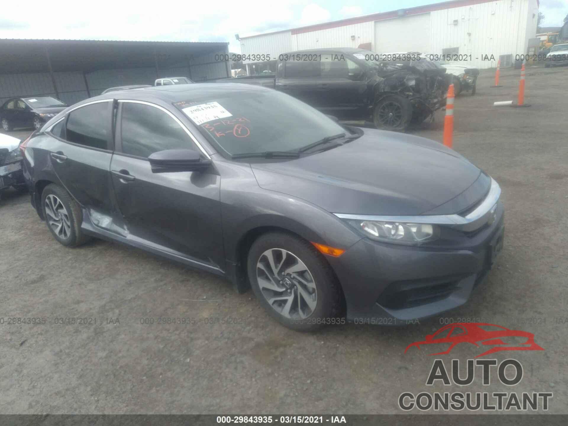 HONDA CIVIC SEDAN 2017 - 19XFC2F74HE214798