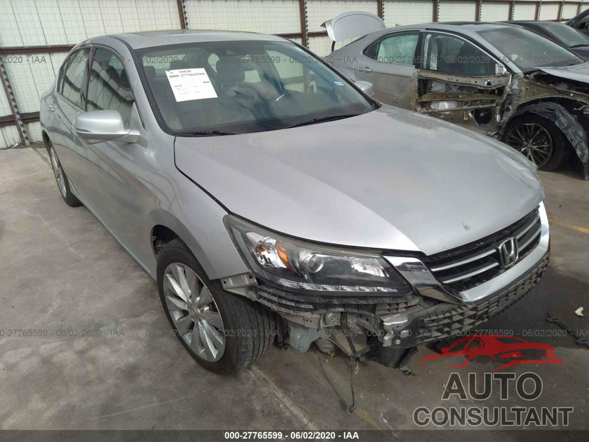 HONDA ACCORD SEDAN 2015 - 1HGCR3F83FA012326