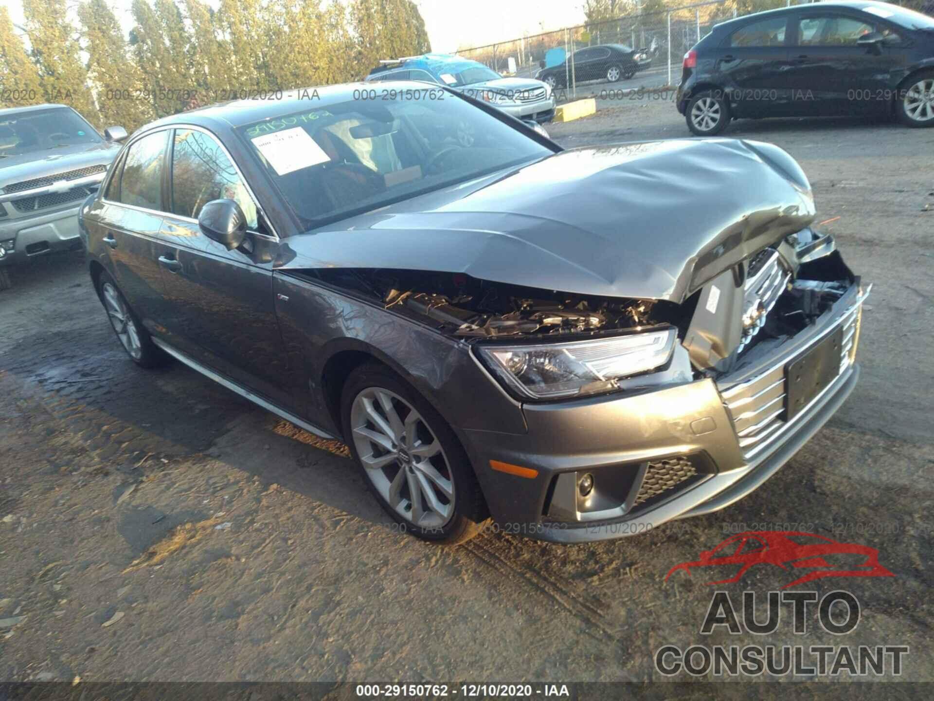 AUDI A4 2019 - WAUDNAF44KA013315