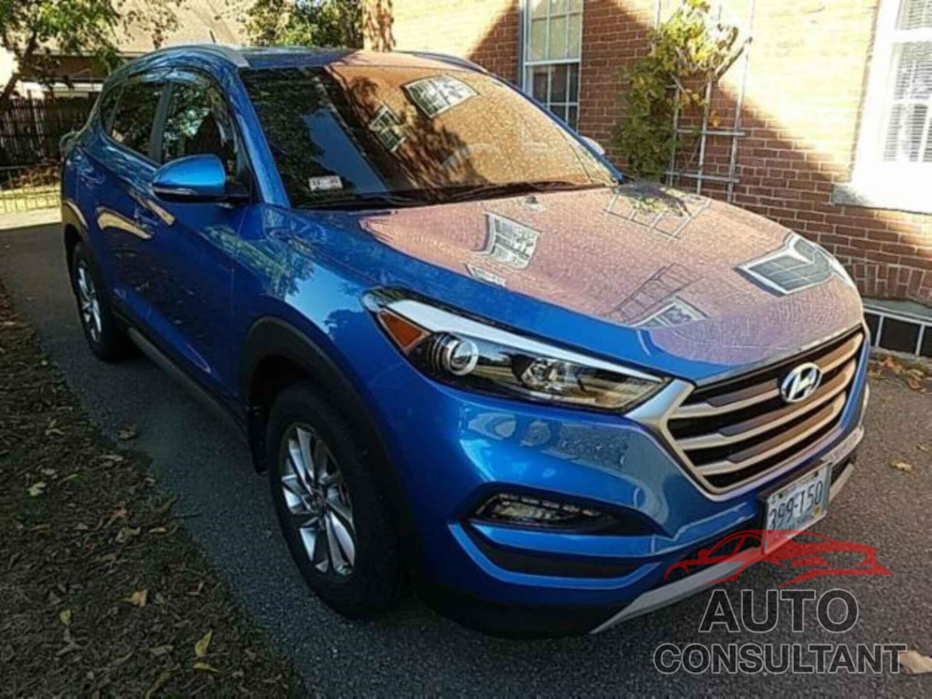 HYUNDAI TUCSON 2017 - KM8J3CA23HU313427