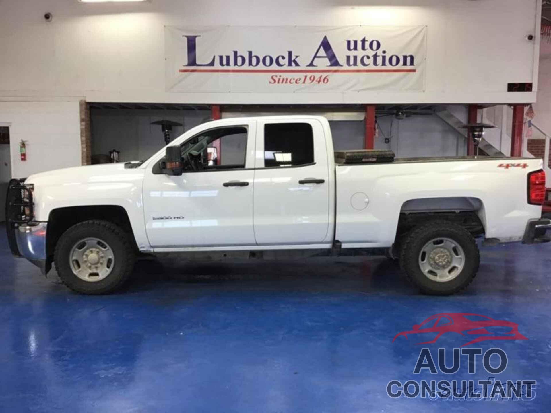 CHEVROLET SILVERADO 2500HD 2017 - 1GC2KUEG3HZ182946