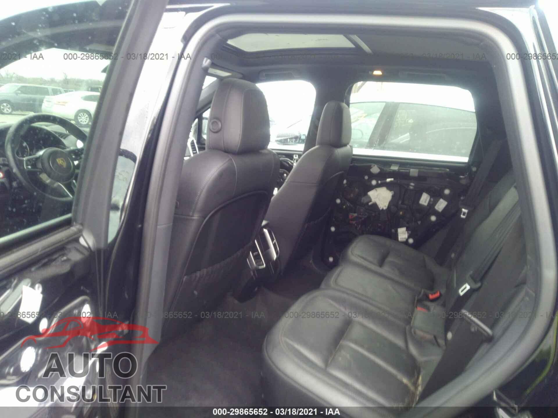PORSCHE CAYENNE 2016 - WP1AA2A28GLA10909