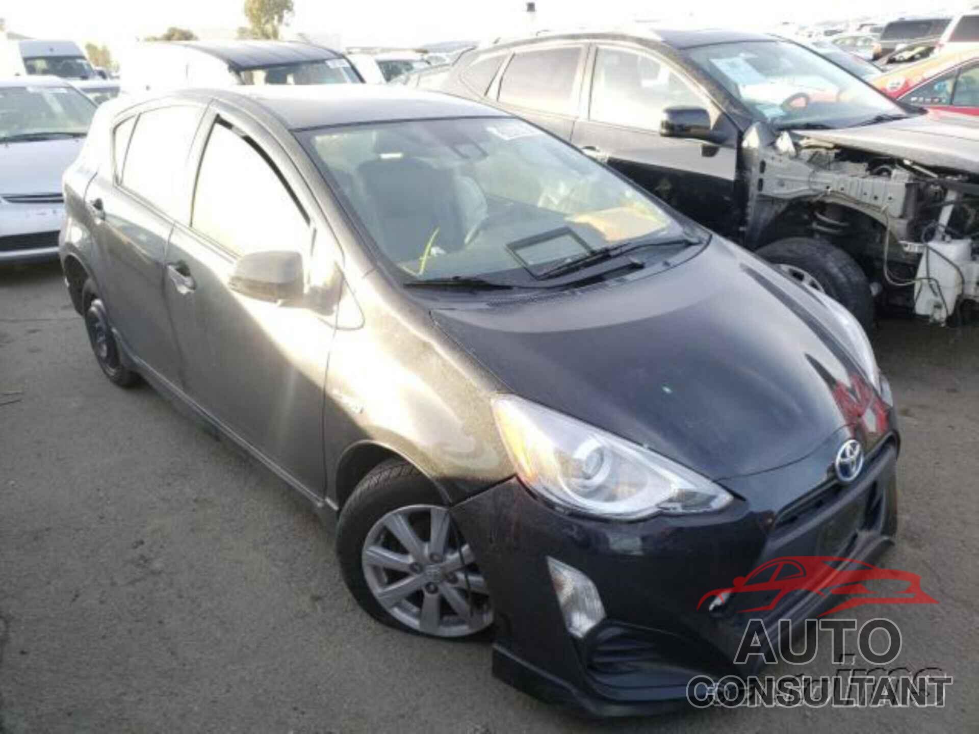 TOYOTA PRIUS C 2017 - JTDKDTB3XH1595886