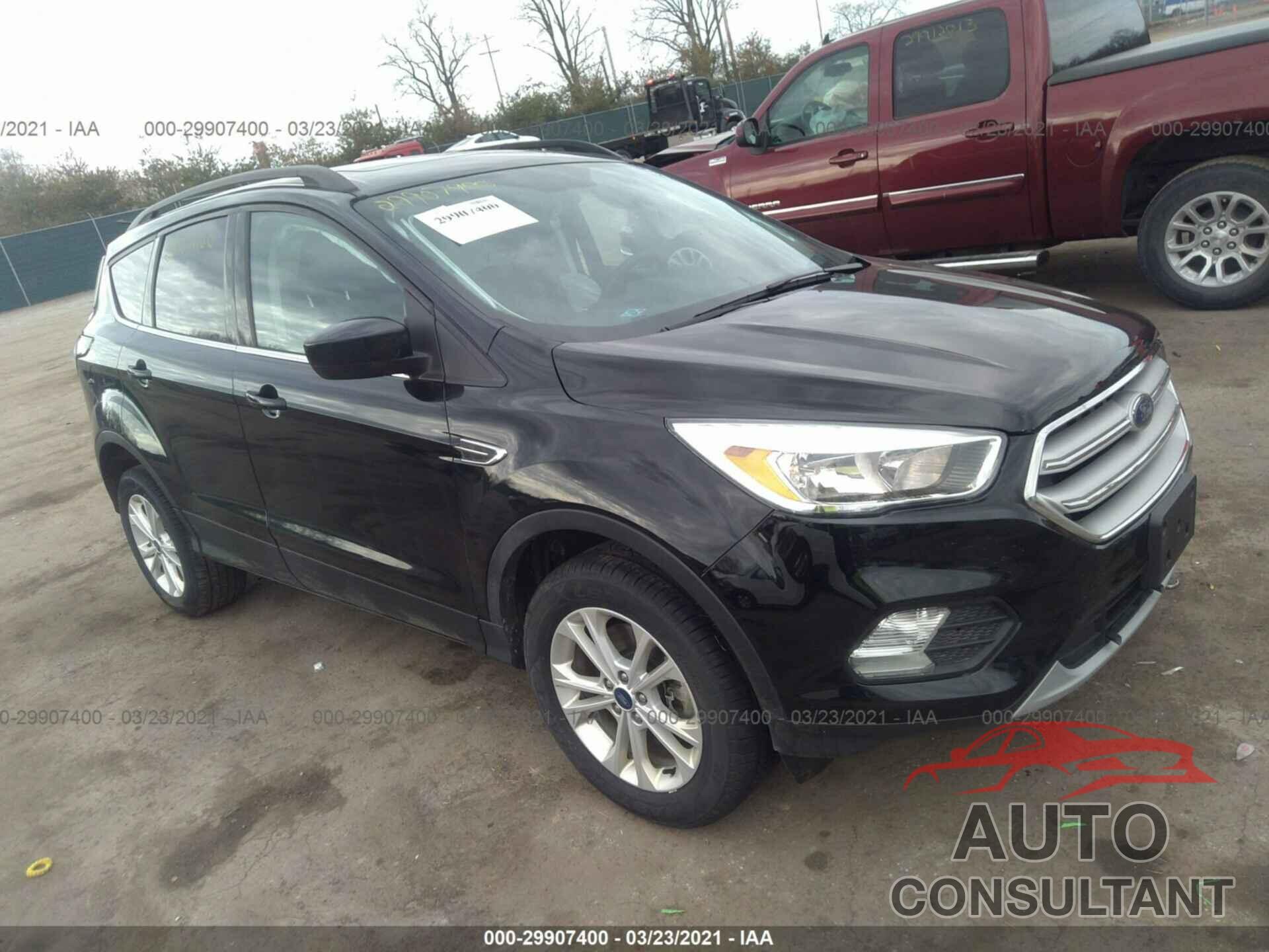 FORD ESCAPE 2018 - 1FMCU9GD5JUA32396