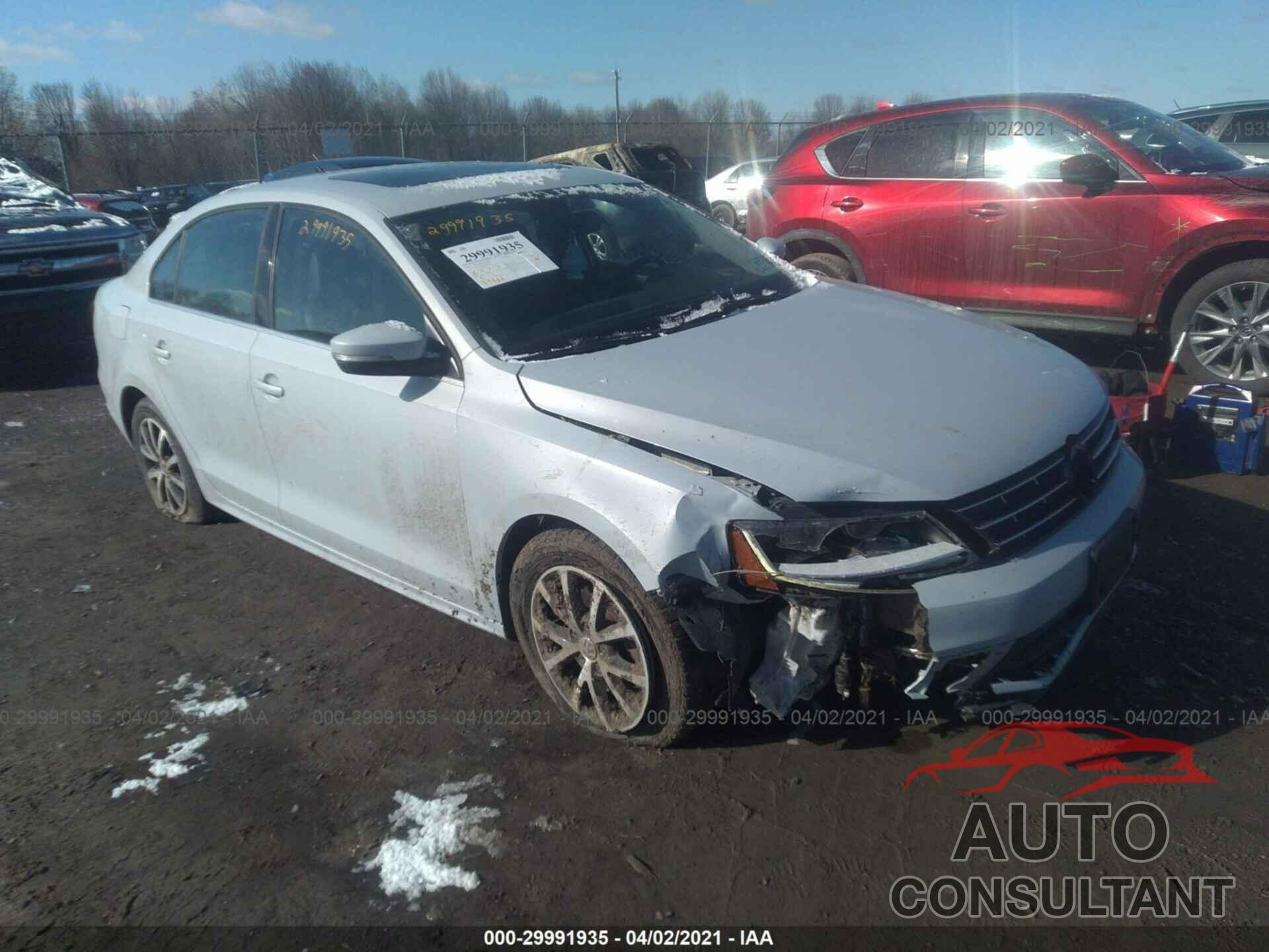 VOLKSWAGEN JETTA 2018 - 3VWDB7AJ1JM208170