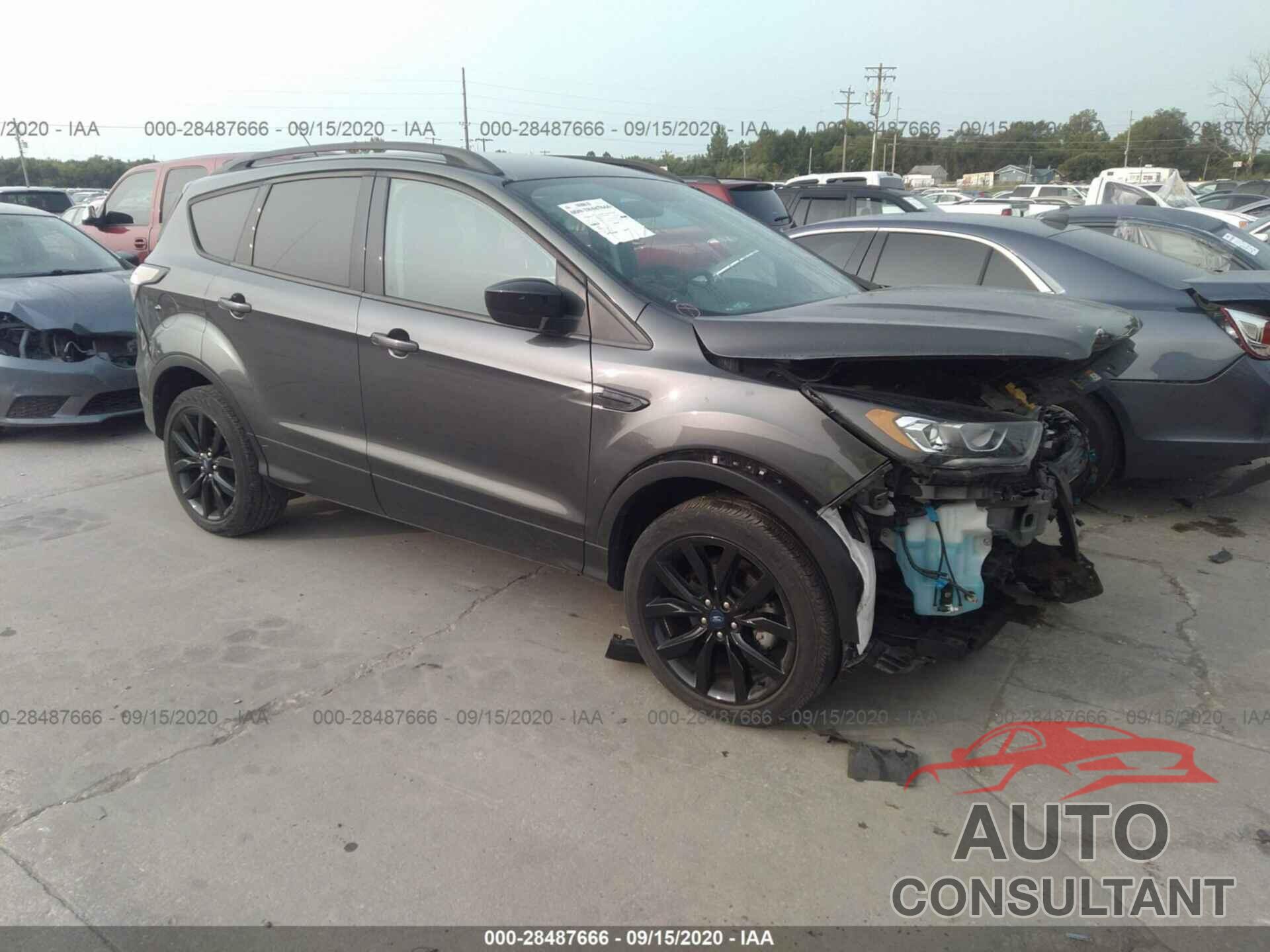 FORD ESCAPE 2018 - 1FMCU0GD9JUB96505