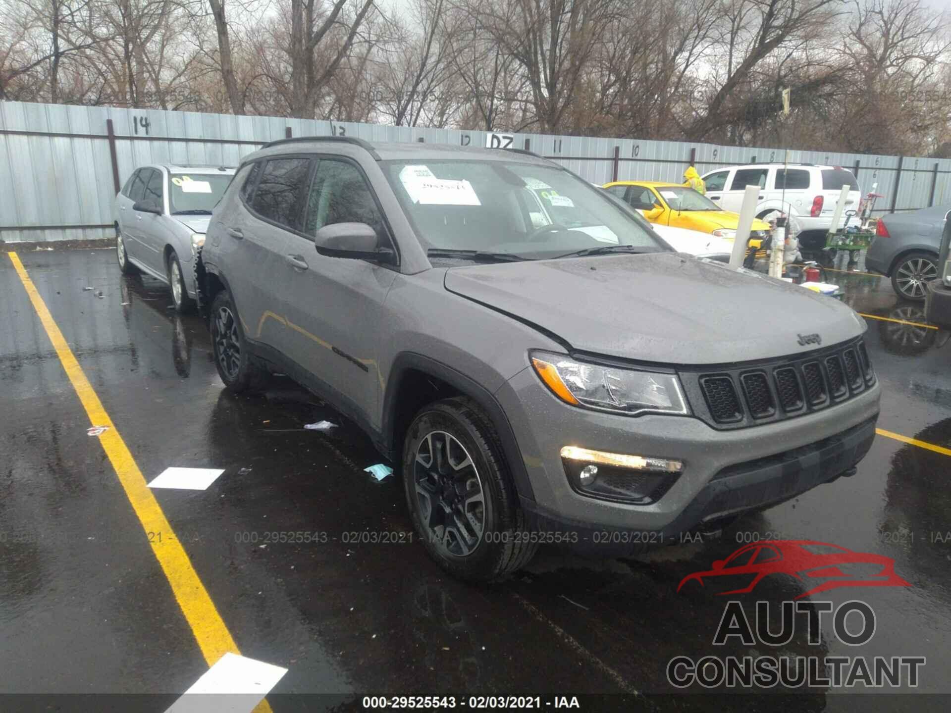JEEP COMPASS 2019 - 3C4NJDAB8KT679113