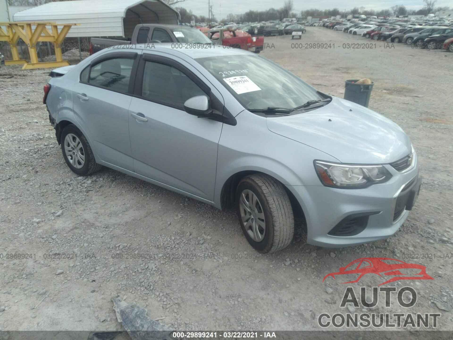 CHEVROLET SONIC 2017 - 1G1JB5SHXH4135501