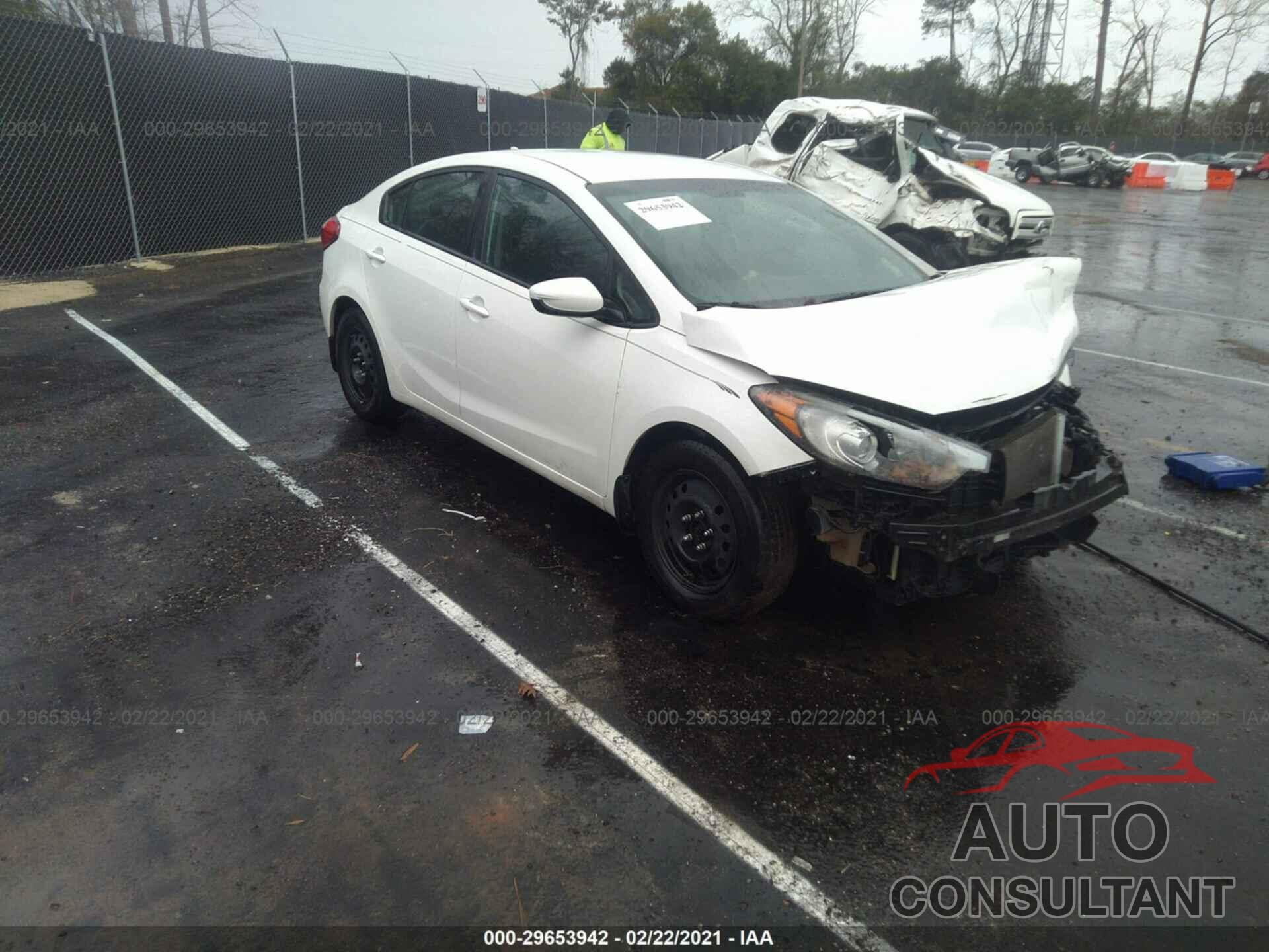 KIA FORTE 2016 - KNAFK4A62G5617327