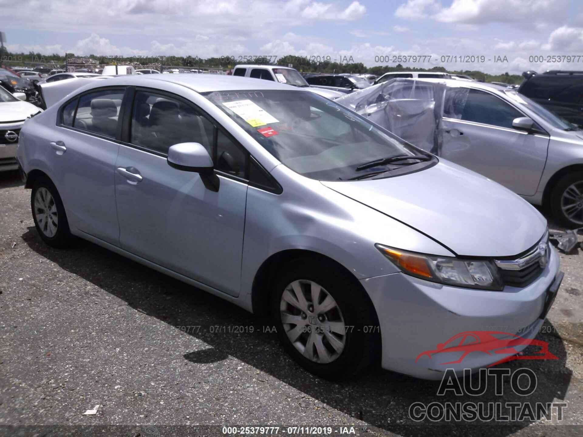 HONDA CIVIC 2012 - 2HGFB2F55CH541968