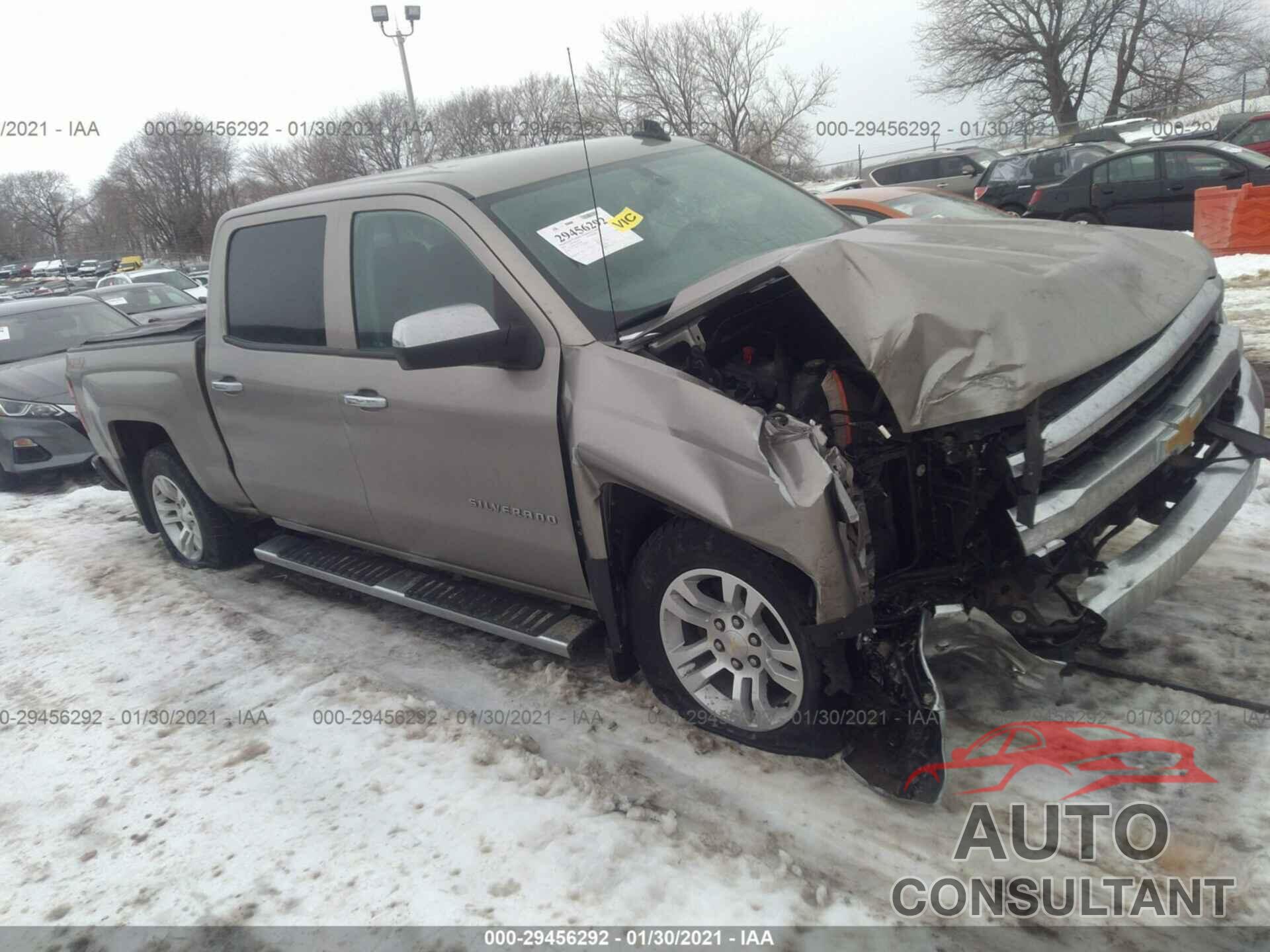 CHEVROLET SILVERADO 1500 2018 - 3GCUKREC1JG280396