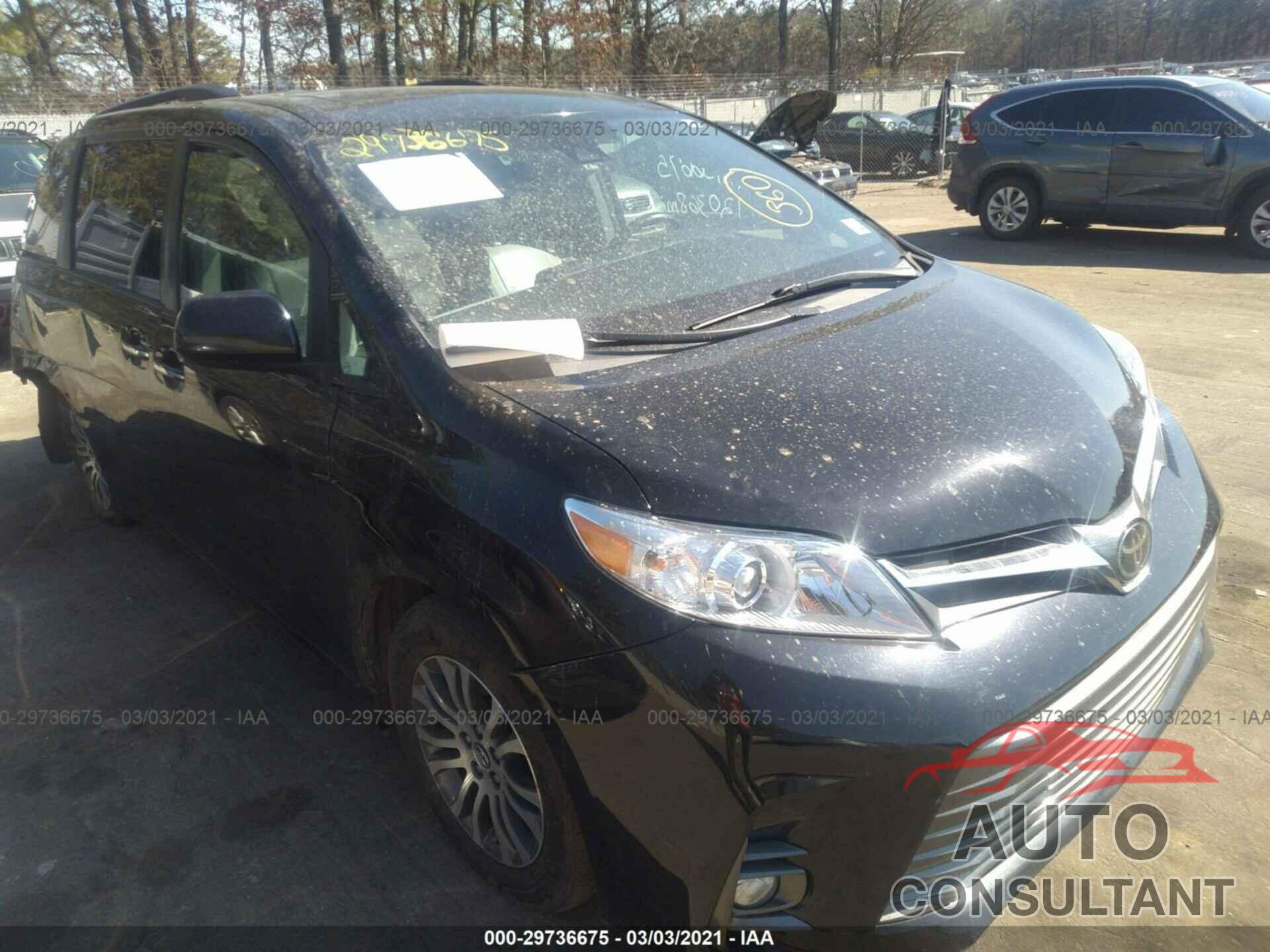 TOYOTA SIENNA 2018 - 5TDYZ3DC5JS932952