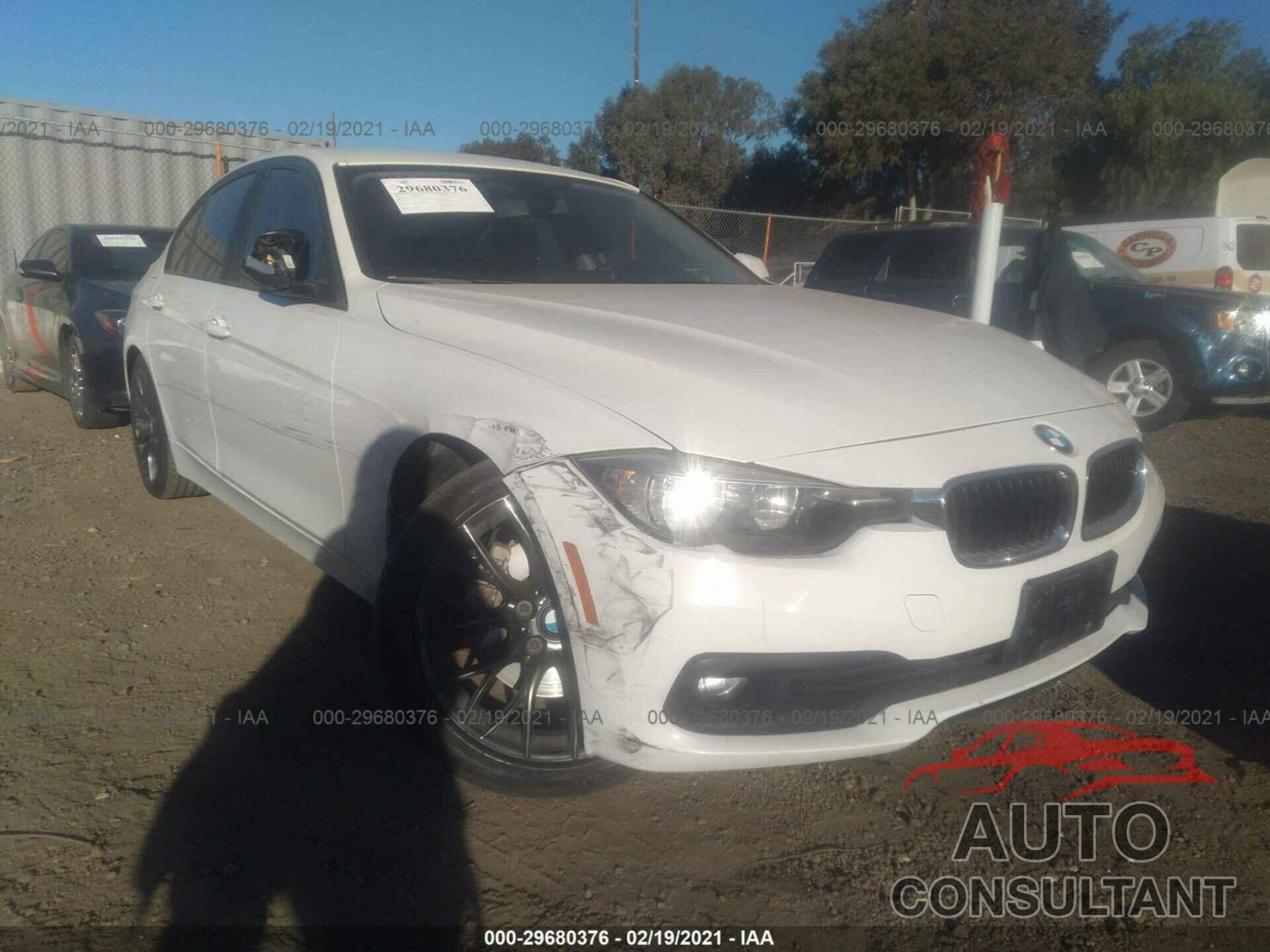 BMW 3 SERIES 2016 - WBA8E1G57GNU11725