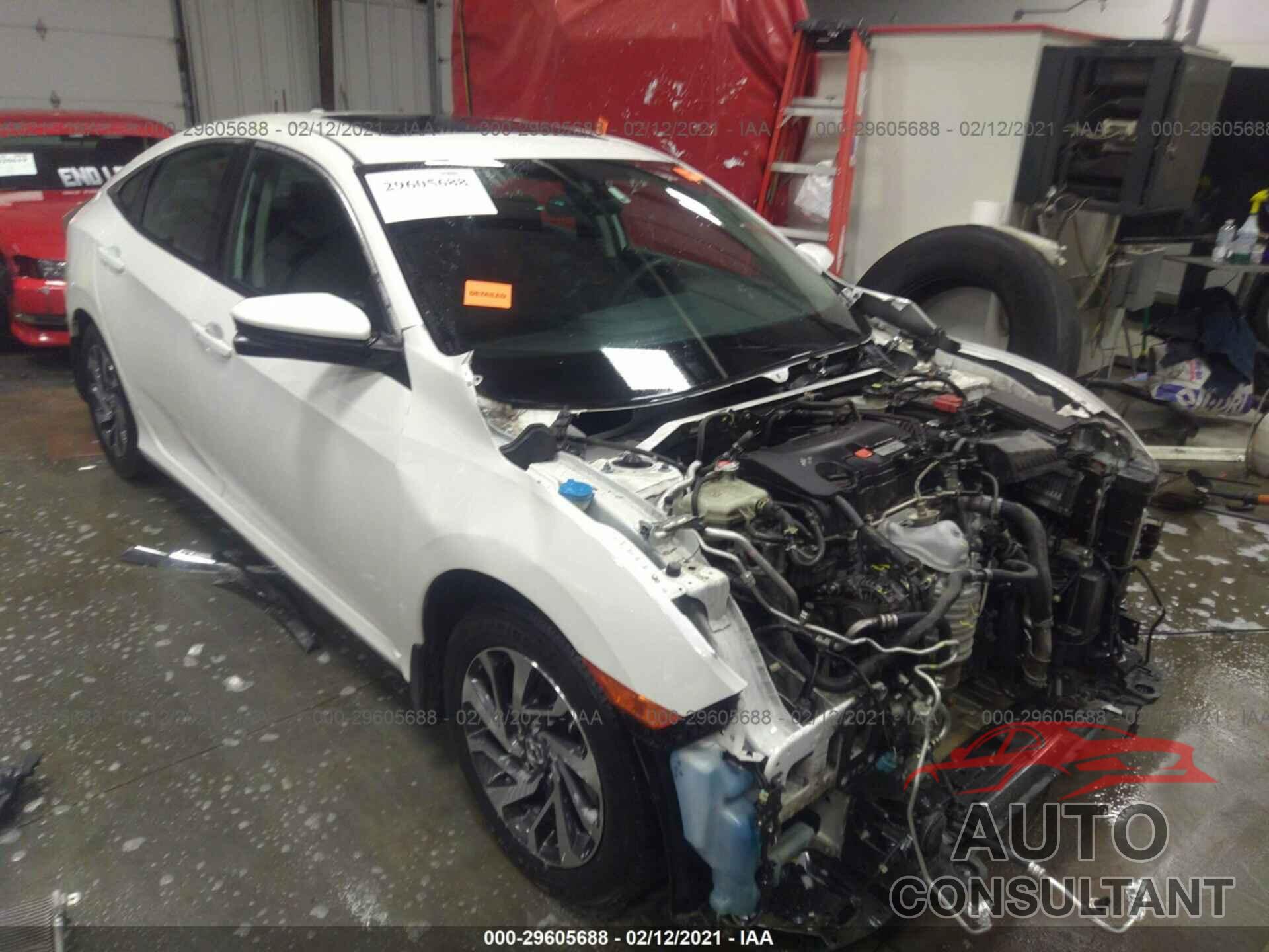 HONDA CIVIC SEDAN 2018 - 19XFC2F77JE014181