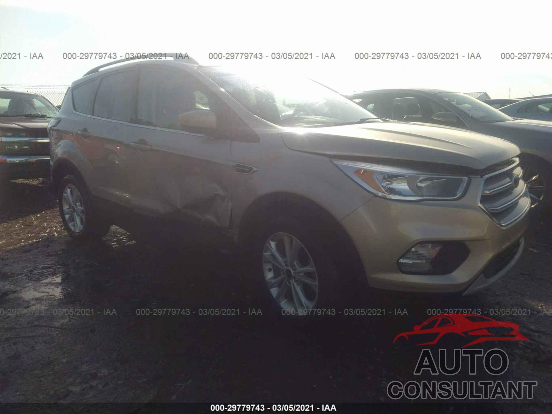 FORD ESCAPE 2018 - 1FMCU0GD6JUA60686