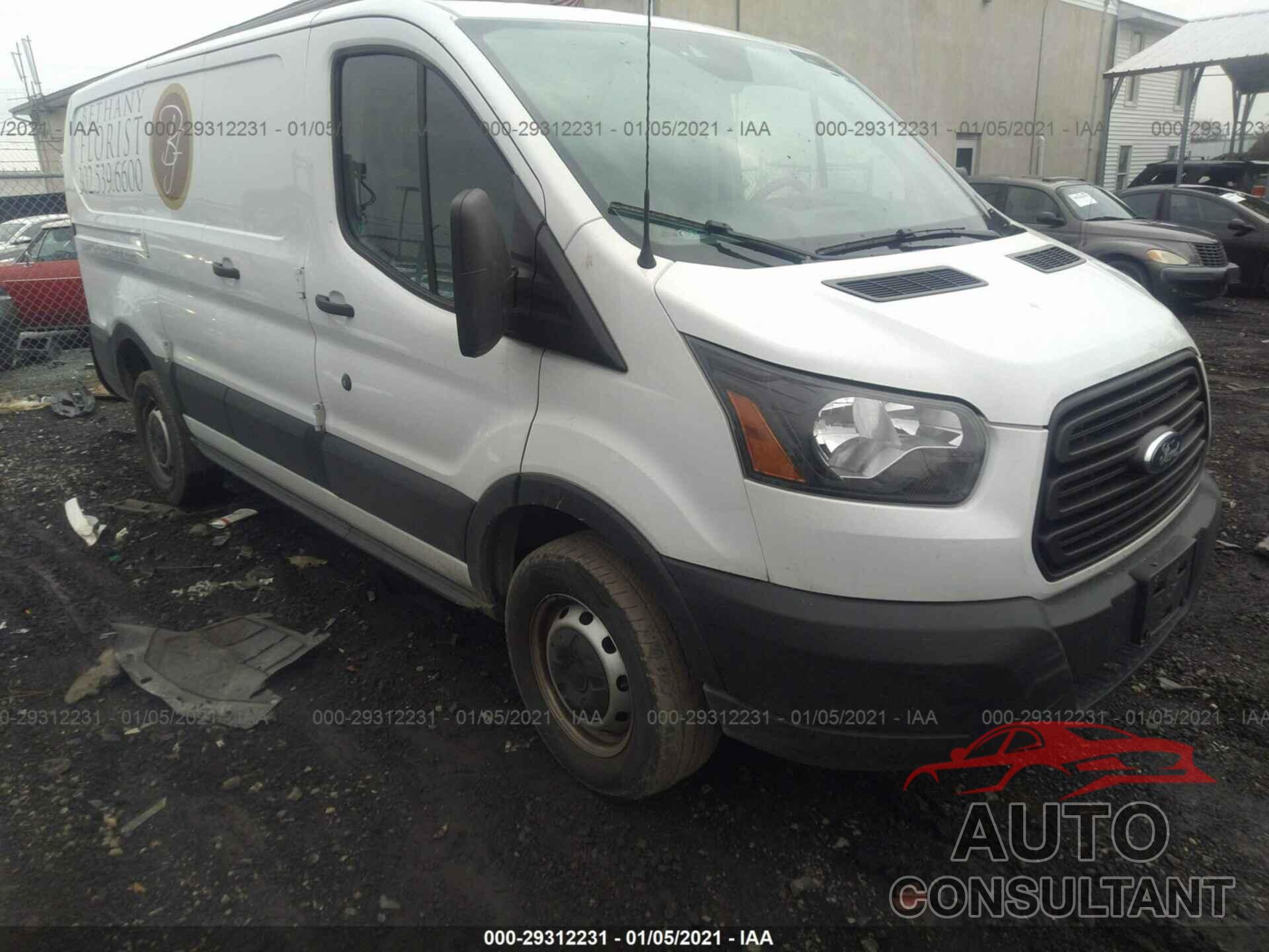 FORD TRANSIT VAN 2019 - 1FTYR1ZM8KKA74178