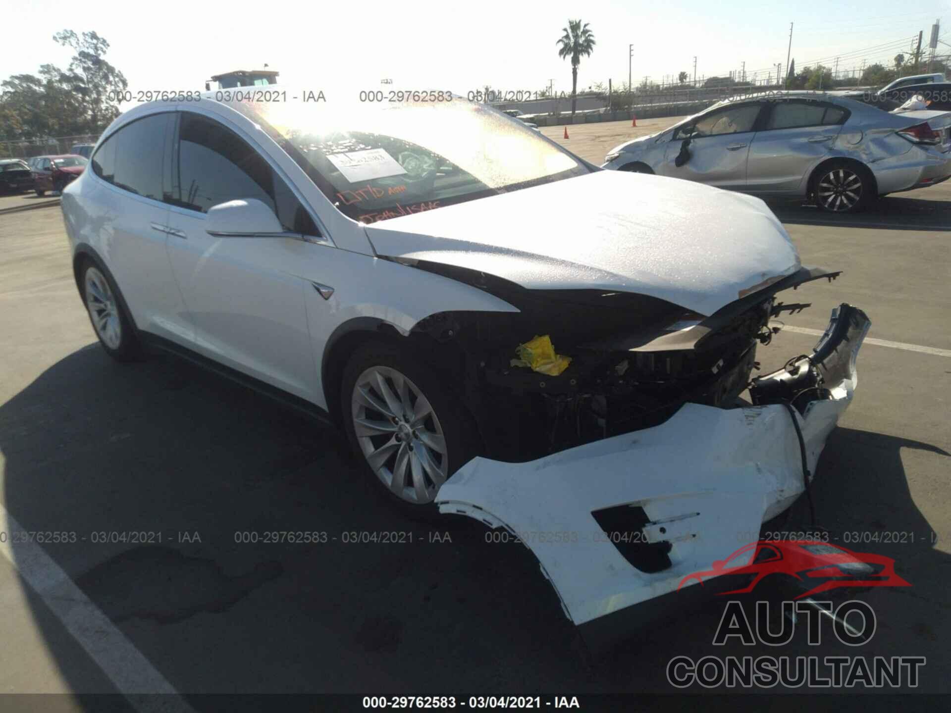 TESLA MODEL X 2017 - 5YJXCDE23HF041579