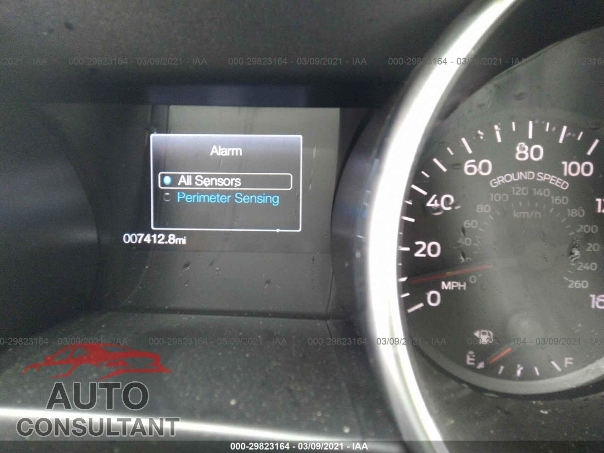 FORD MUSTANG 2019 - 1FA6P8CF5K5175778
