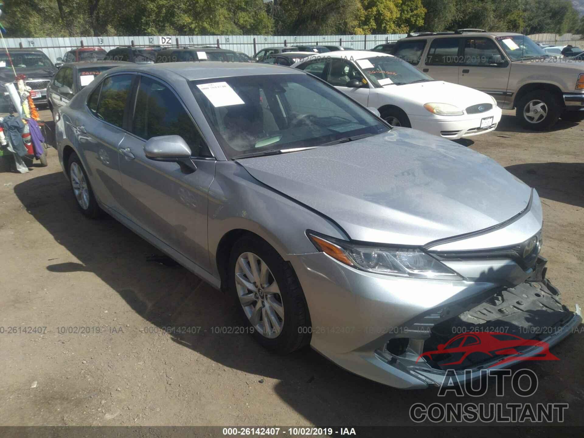 TOYOTA CAMRY 2018 - 4T1B11HK6JU527273