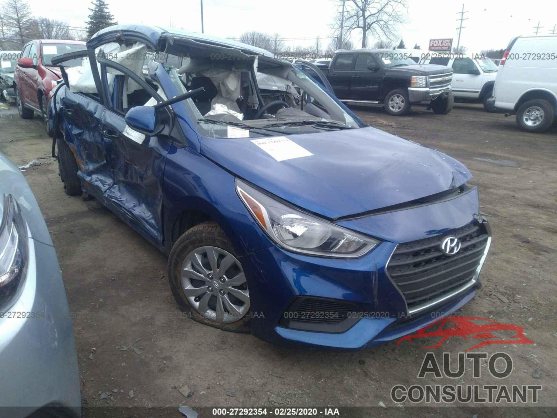 HYUNDAI ACCENT 2018 - 3KPC24A3XJE012107