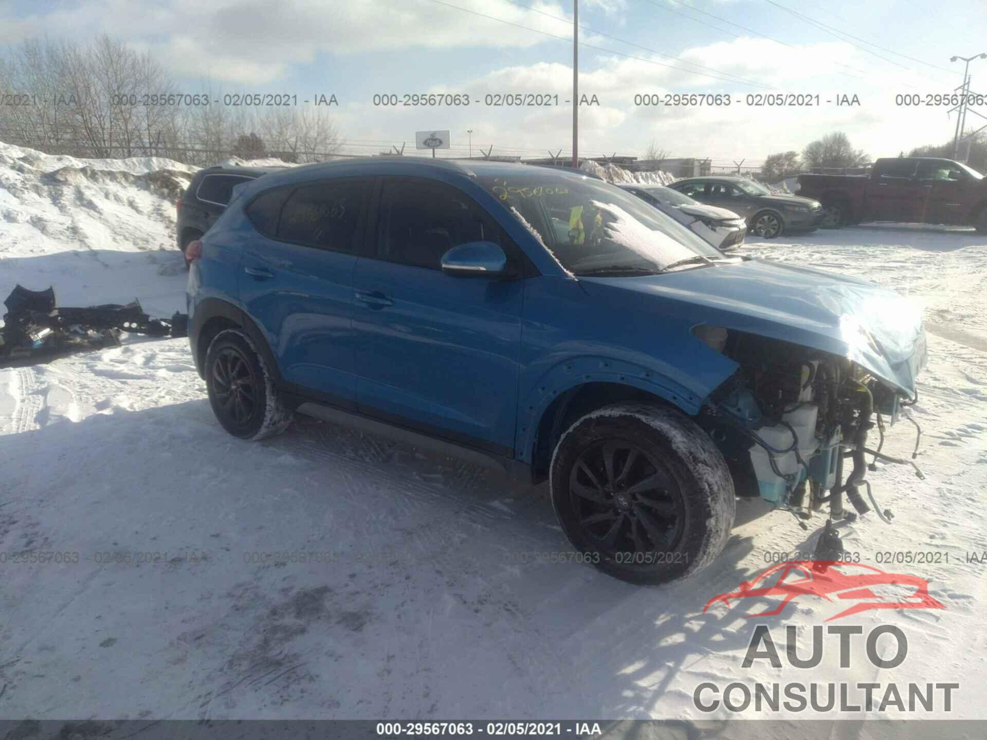 HYUNDAI TUCSON 2017 - KM8J3CA47HU531193