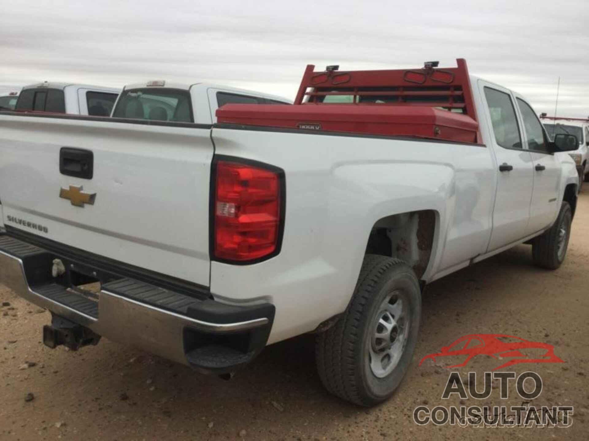 CHEVROLET SILVERADO 2500HD 2017 - 1GC1CUEG6HF147005