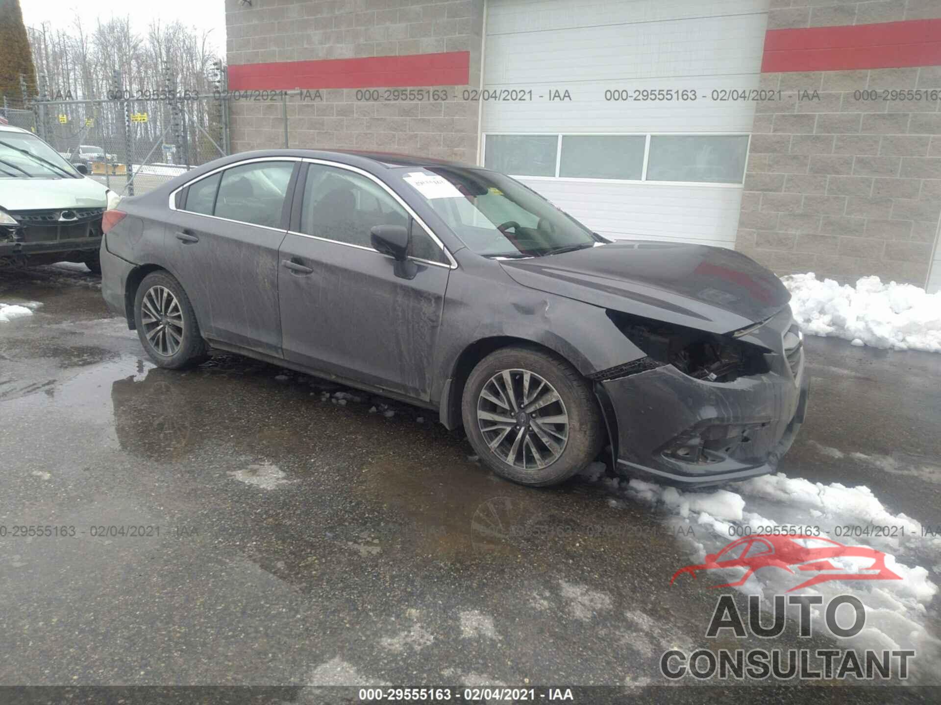 SUBARU LEGACY 2018 - 4S3BNAB69J3027683