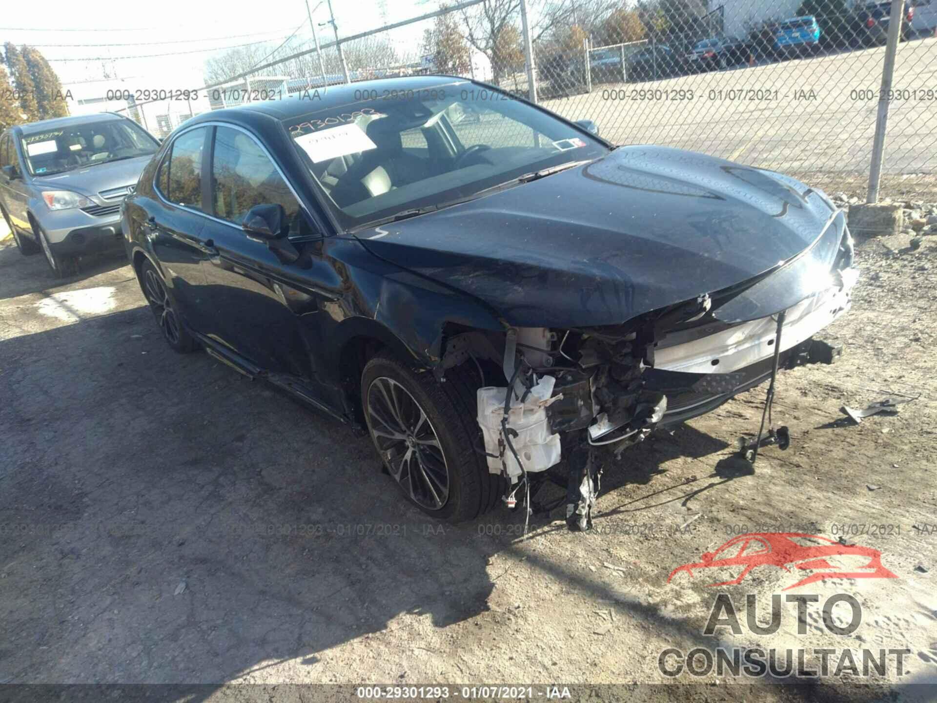 TOYOTA CAMRY 2018 - JTNB11HKXJ3047405