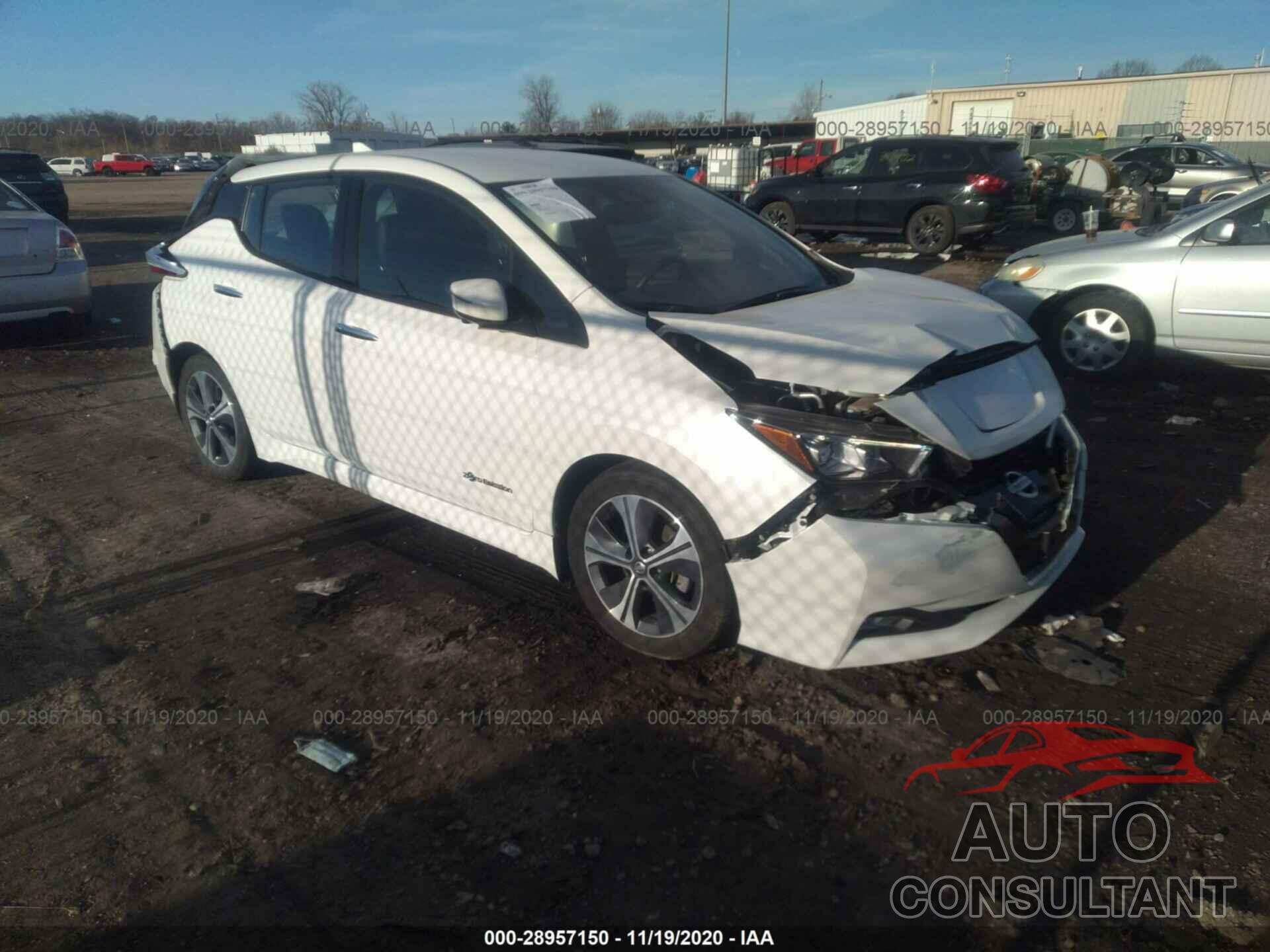 NISSAN LEAF 2018 - 1N4AZ1CPXJC304080