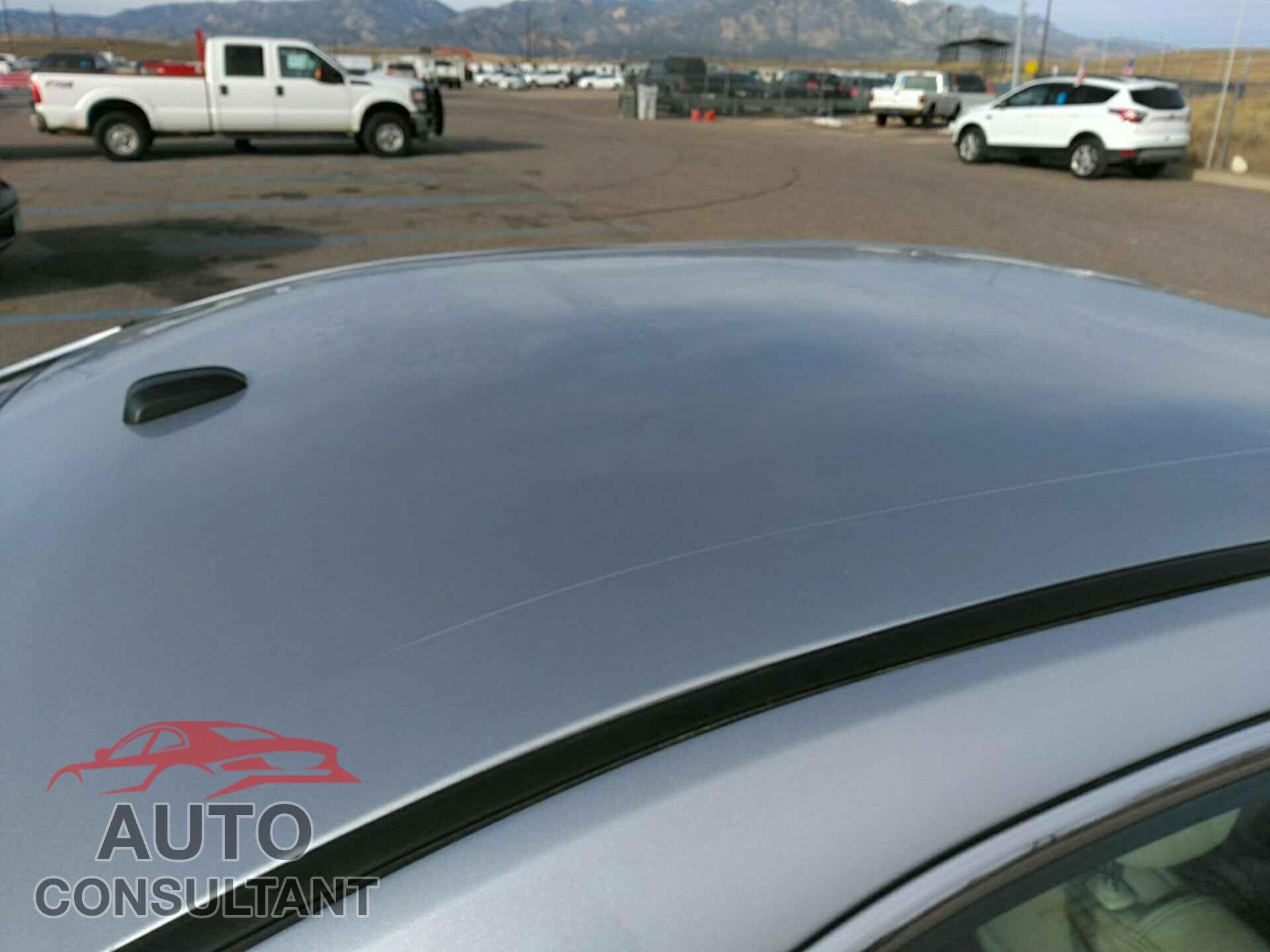 FORD TAURUS 2017 - 1FAHP2H82HG111663