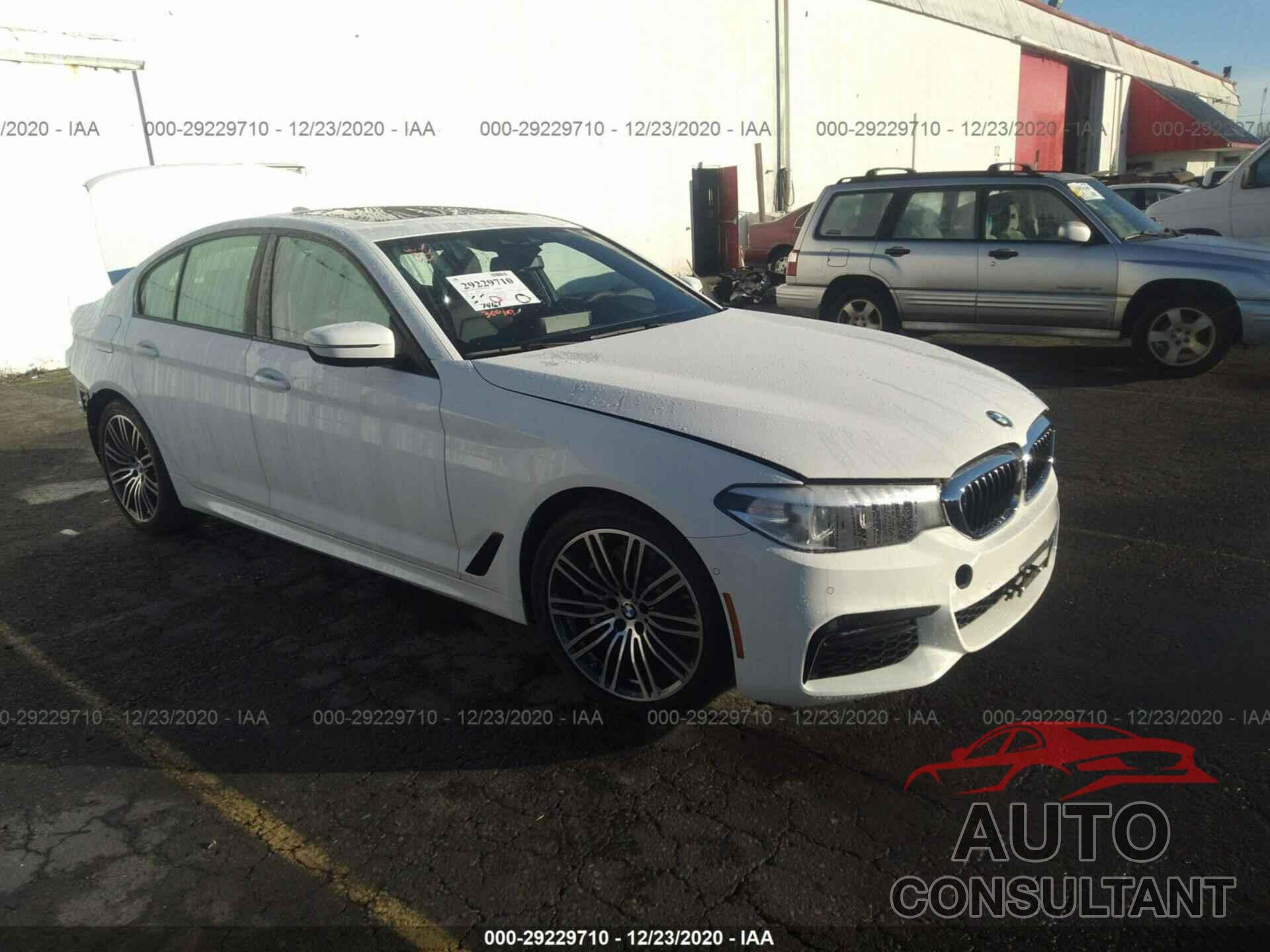 BMW 5 SERIES 2019 - WBAJE7C51KWW44352