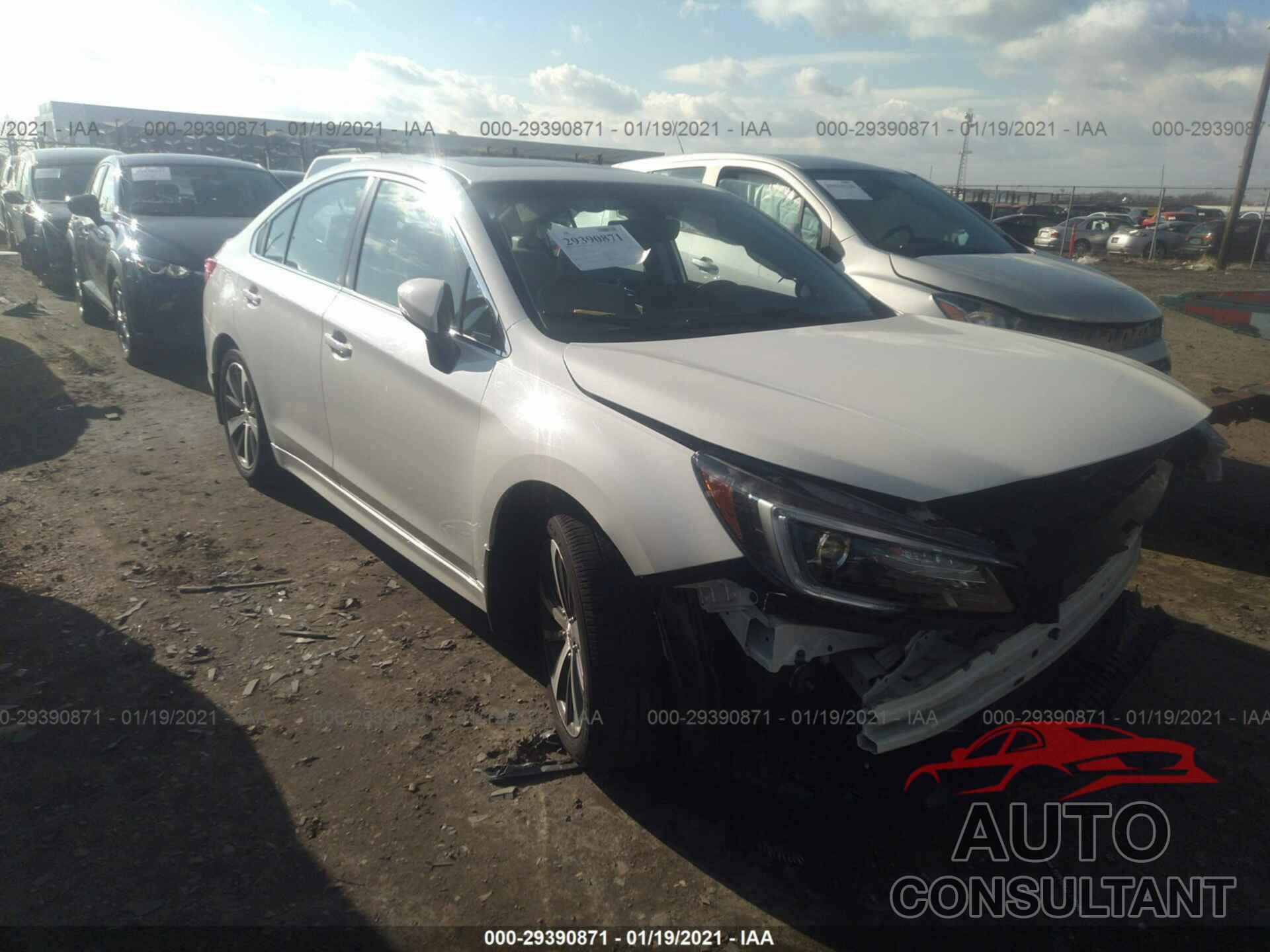 SUBARU LEGACY 2018 - 4S3BNAN66J3016118