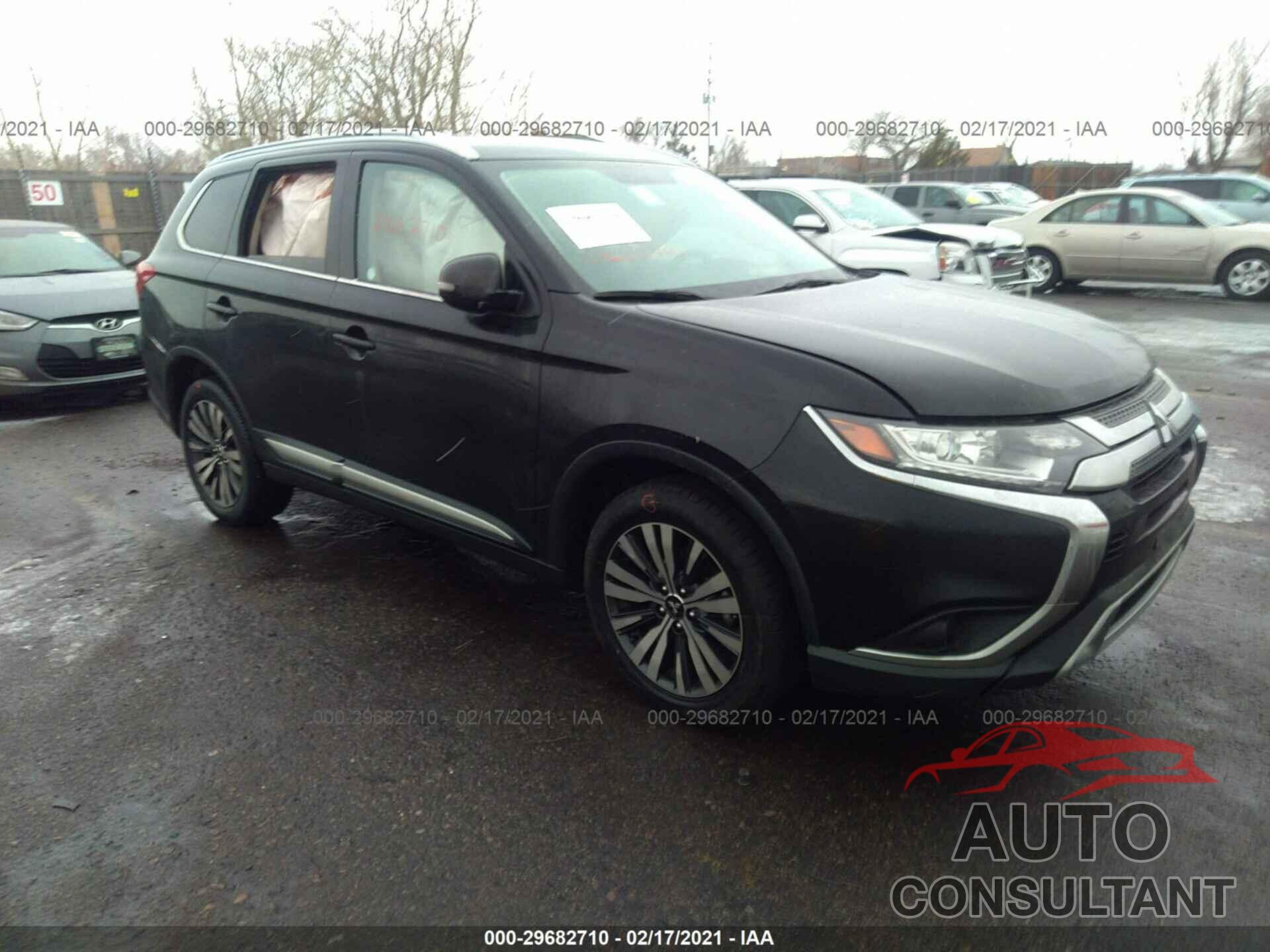 MITSUBISHI OUTLANDER 2019 - JA4AZ3A32KZ041761