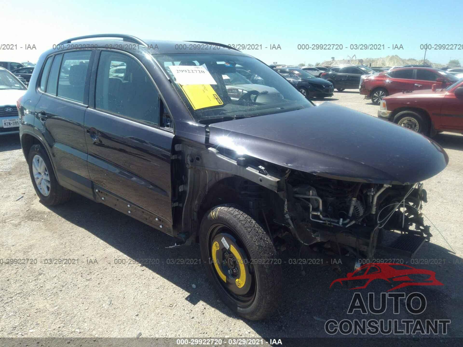 VOLKSWAGEN TIGUAN 2016 - WVGBV7AX2GW577145