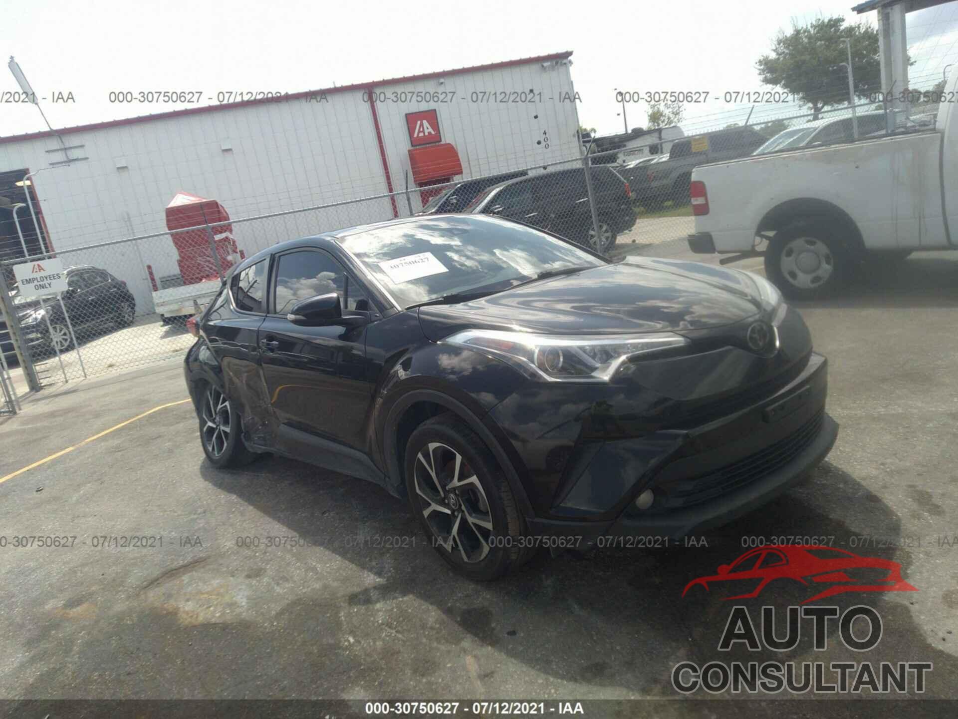 TOYOTA C-HR 2018 - NMTKHMBX3JR024485