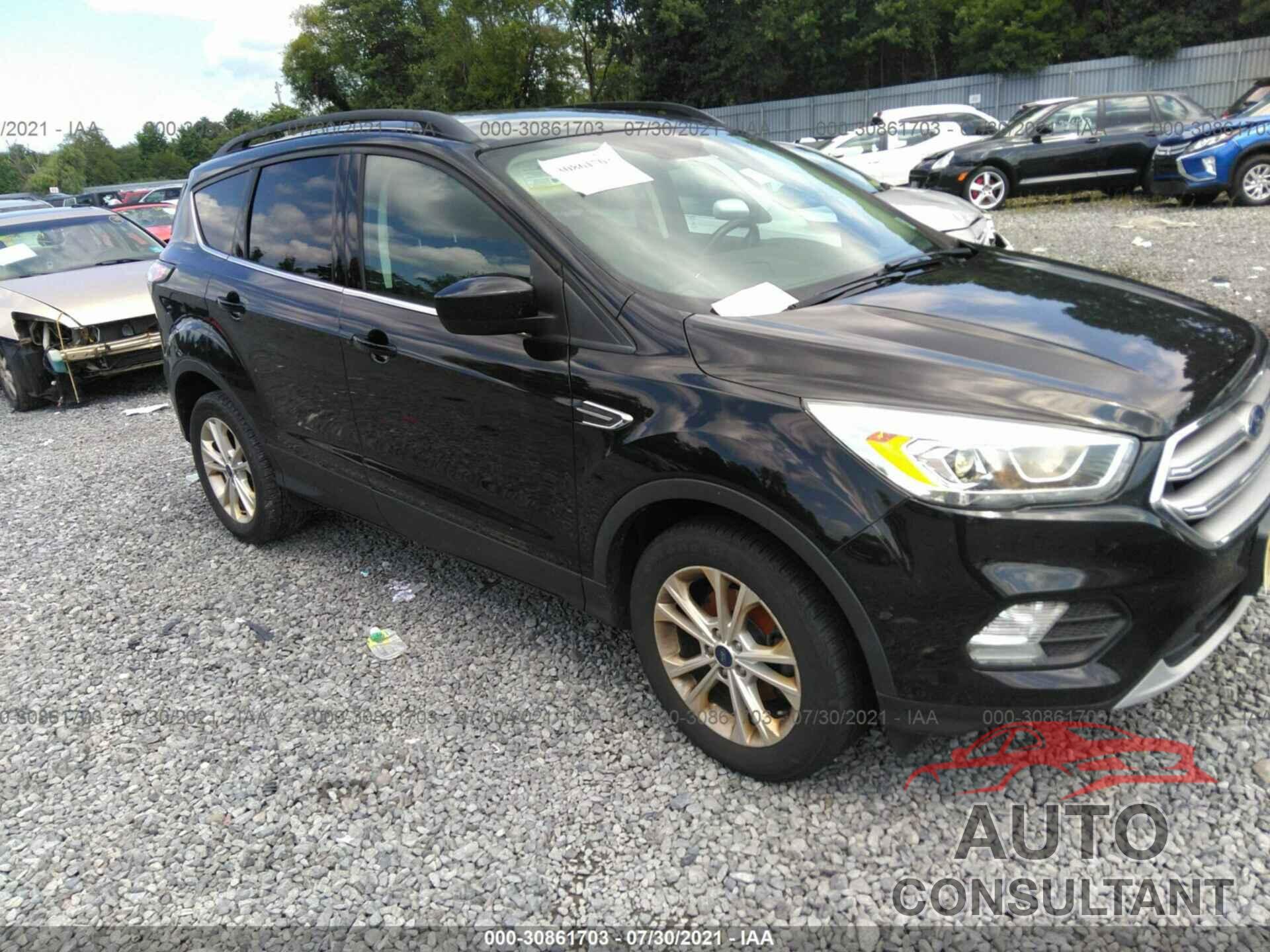 FORD ESCAPE 2017 - 1FMCU0GD9HUA69294