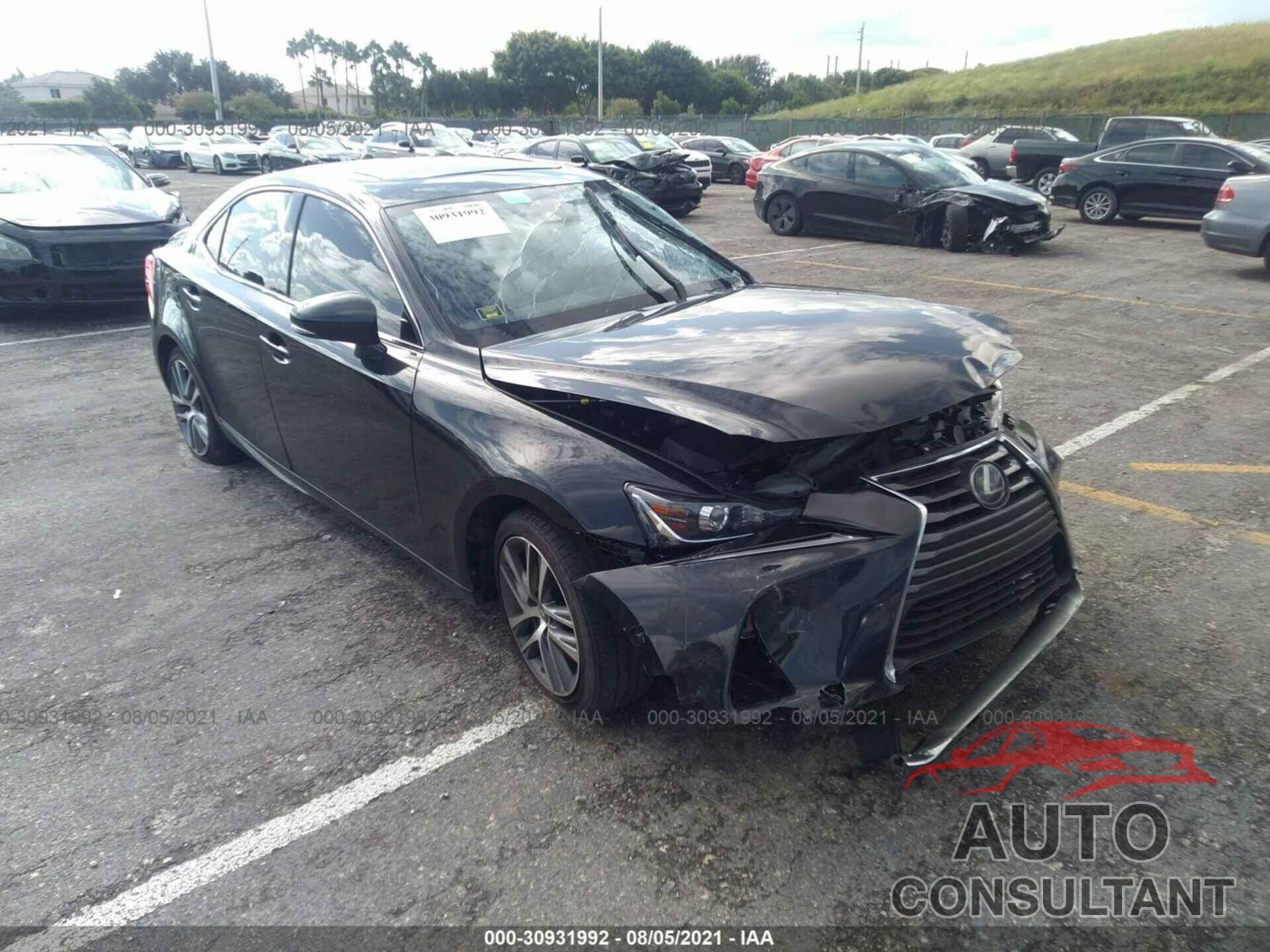 LEXUS IS 2020 - JTHAA1D22L5107866