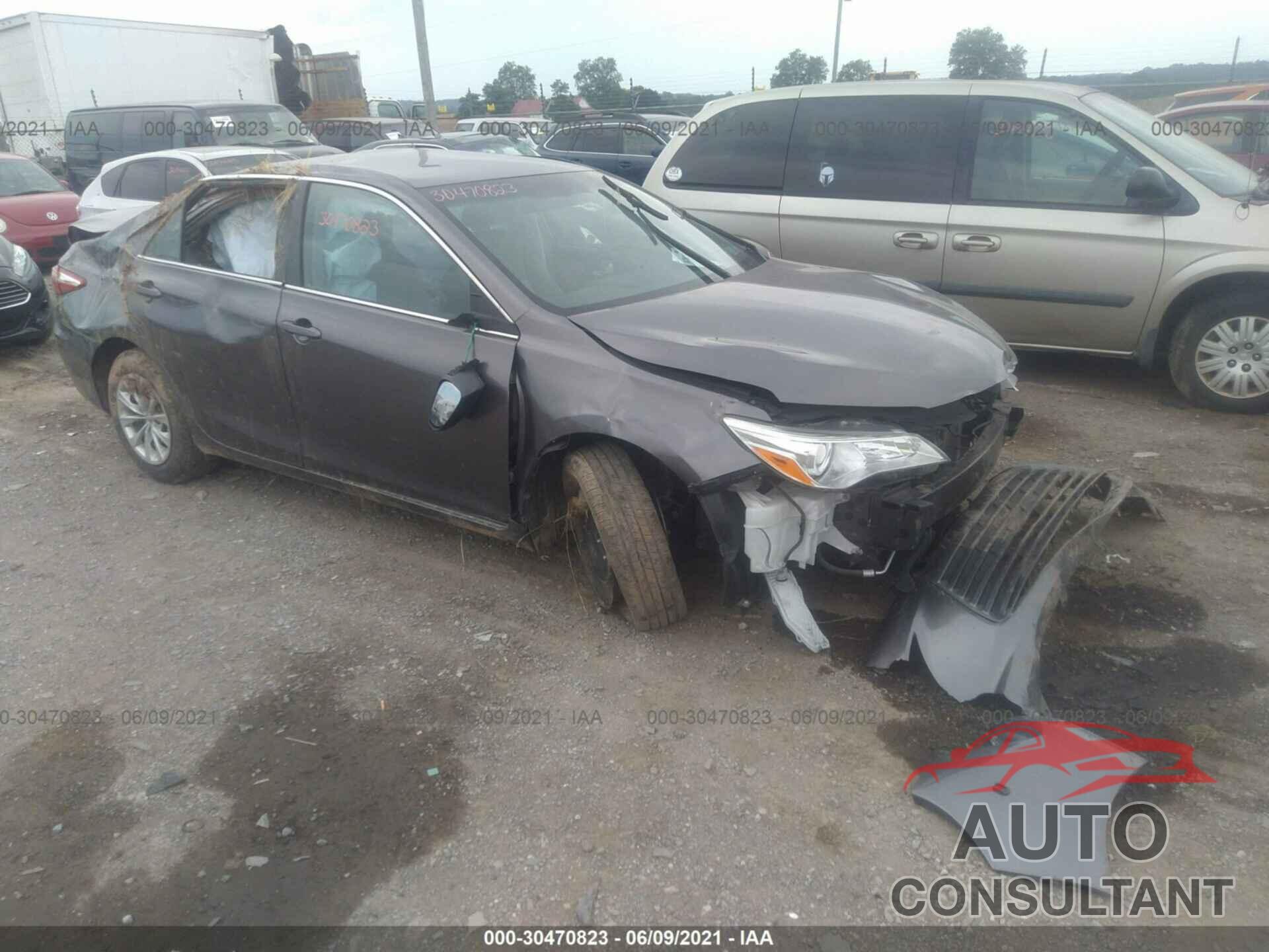 TOYOTA CAMRY 2016 - 4T4BF1FK3GR528660