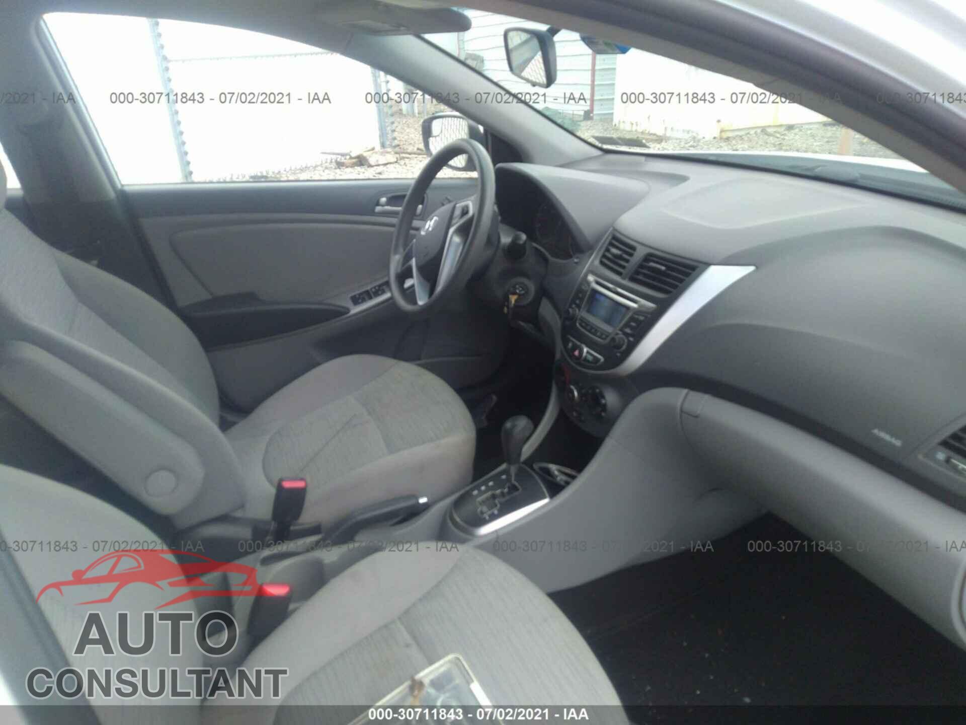 HYUNDAI ACCENT 2016 - KMHCT5AE5GU290083