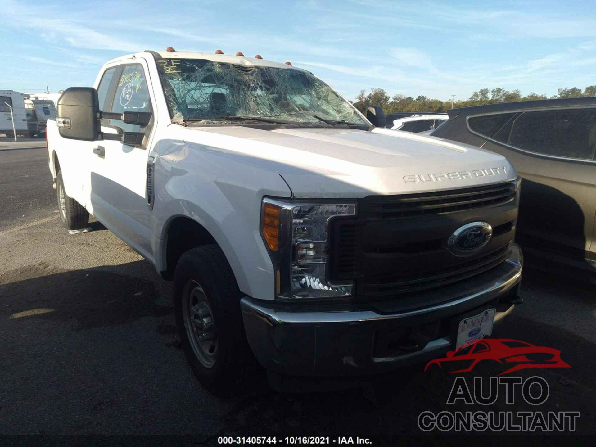 FORD SUPER DUTY F-250 SRW 2017 - 1FT7X2A69HED15211