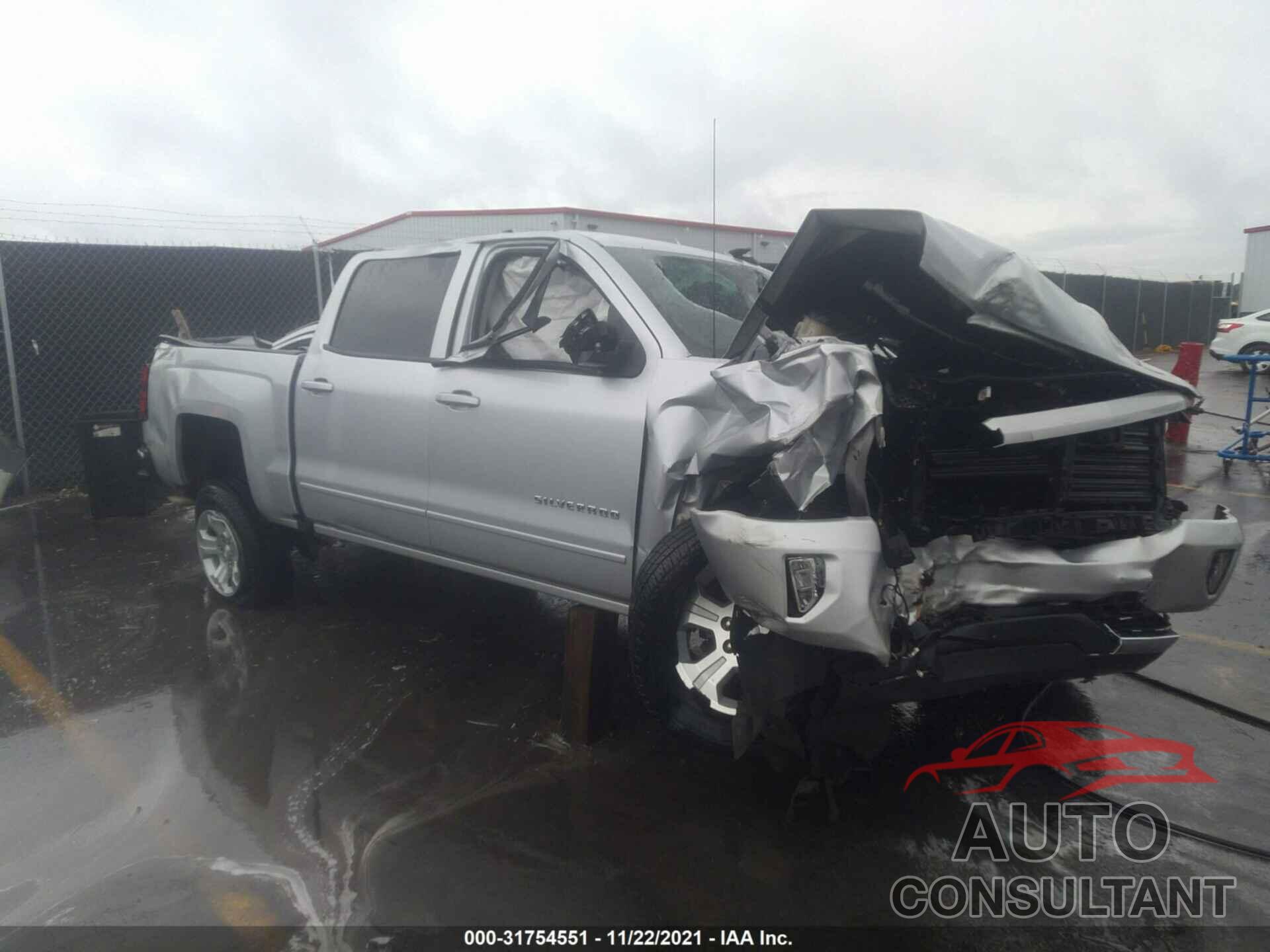 CHEVROLET SILVERADO 1500 2017 - 3GCUKREC6HG500691