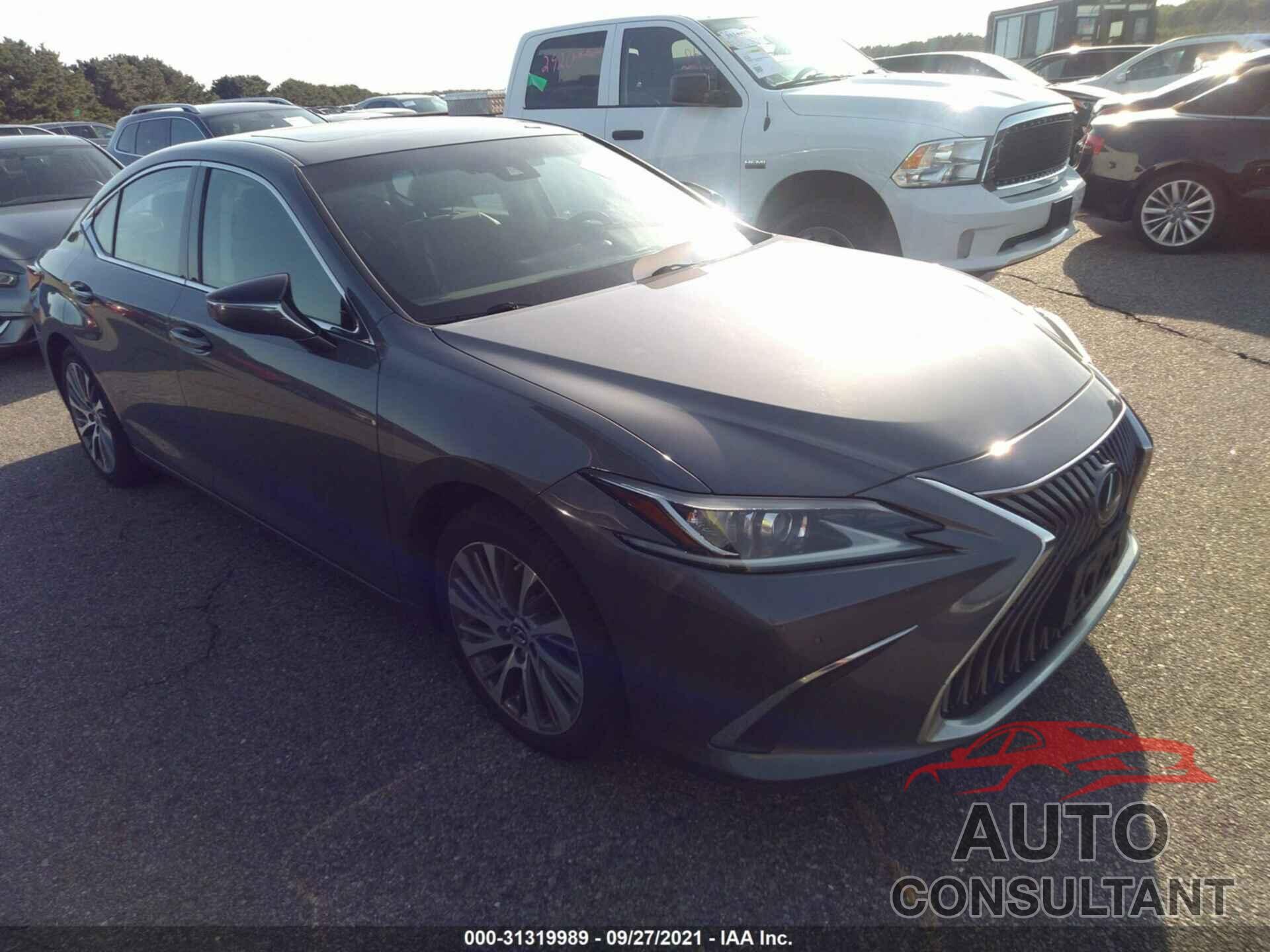 LEXUS ES 2019 - 58ABZ1B19KU041821