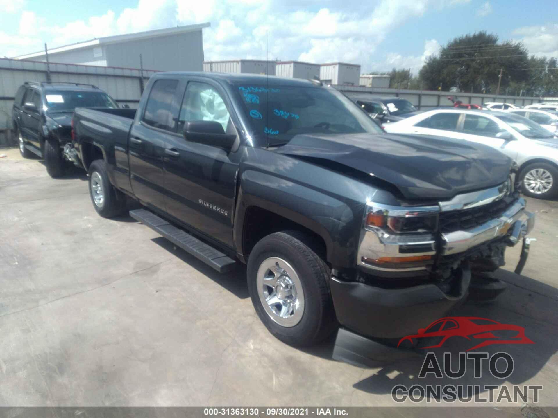 CHEVROLET SILVERADO 1500 2017 - 1GCRCNEC2HZ180877